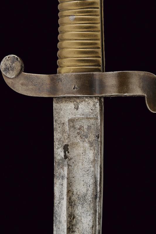 A chasseurs sabre-bayonet - Image 5 of 7