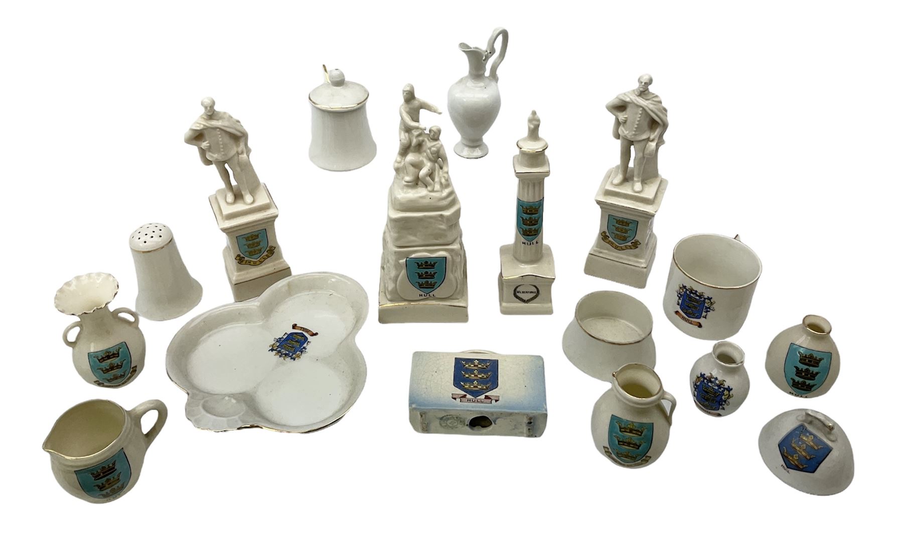 Fourteen items of Hull crested china by W.H. Goss etc including Boer War