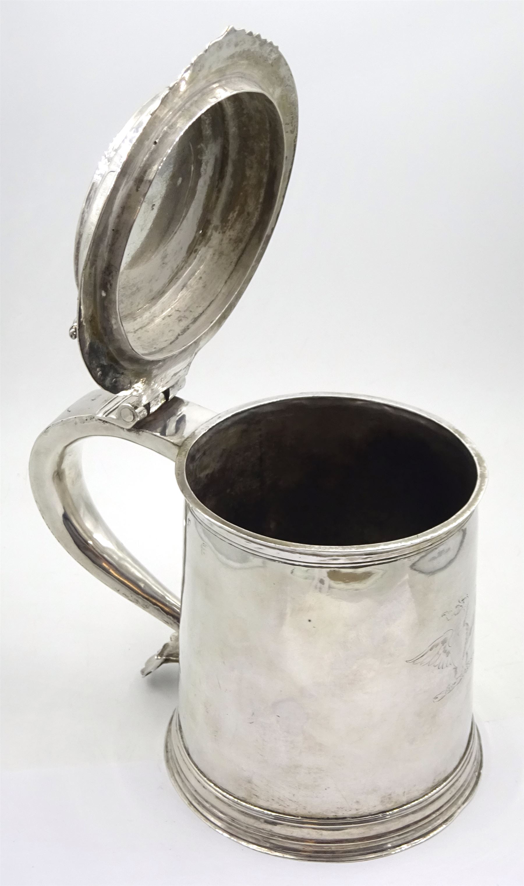 Queen Anne silver tankard - Image 4 of 10