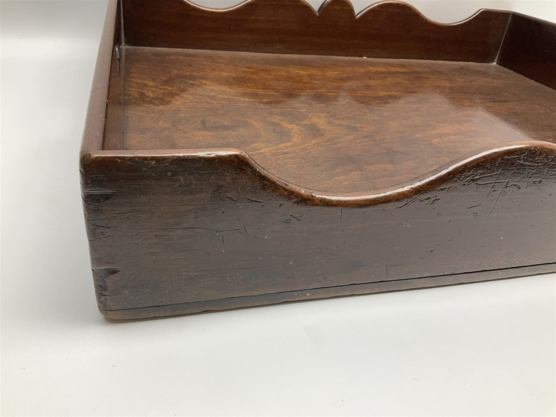 George III mahogany butlers tray - Image 8 of 13