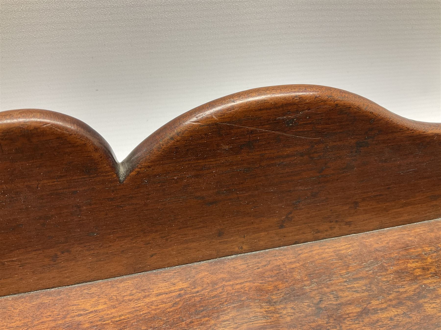 George III mahogany butlers tray - Image 7 of 13
