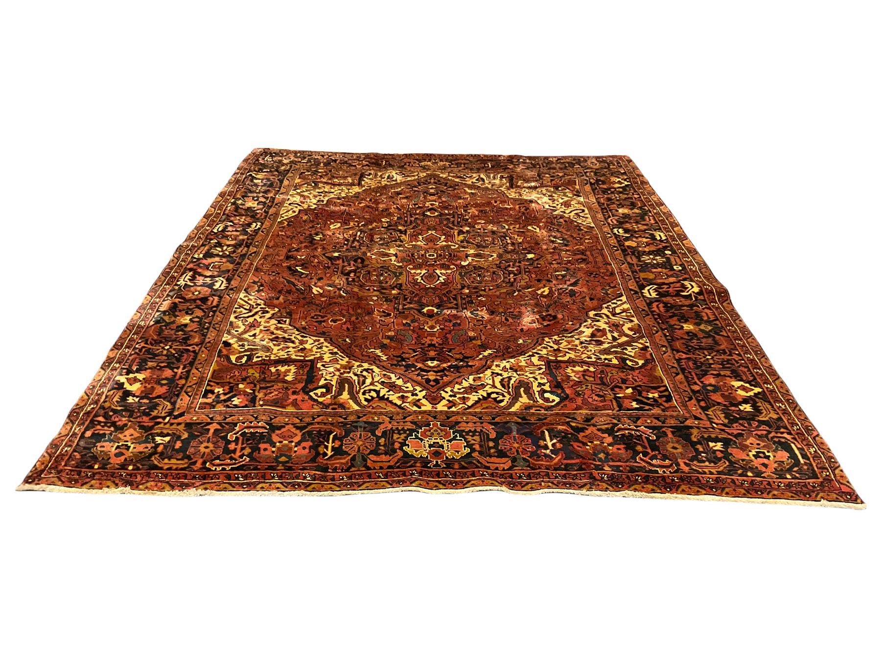 Persian Heriz golden red ground carpet - Image 7 of 8