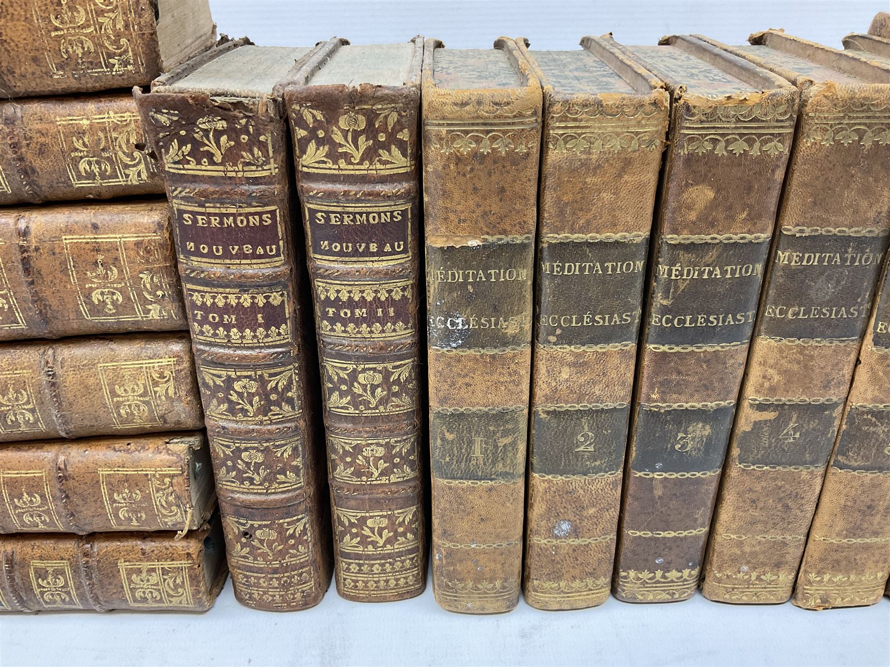 Twenty-four 18th/19th century leather bound books including part sets of Meditations Sur Les Verite - Image 5 of 11