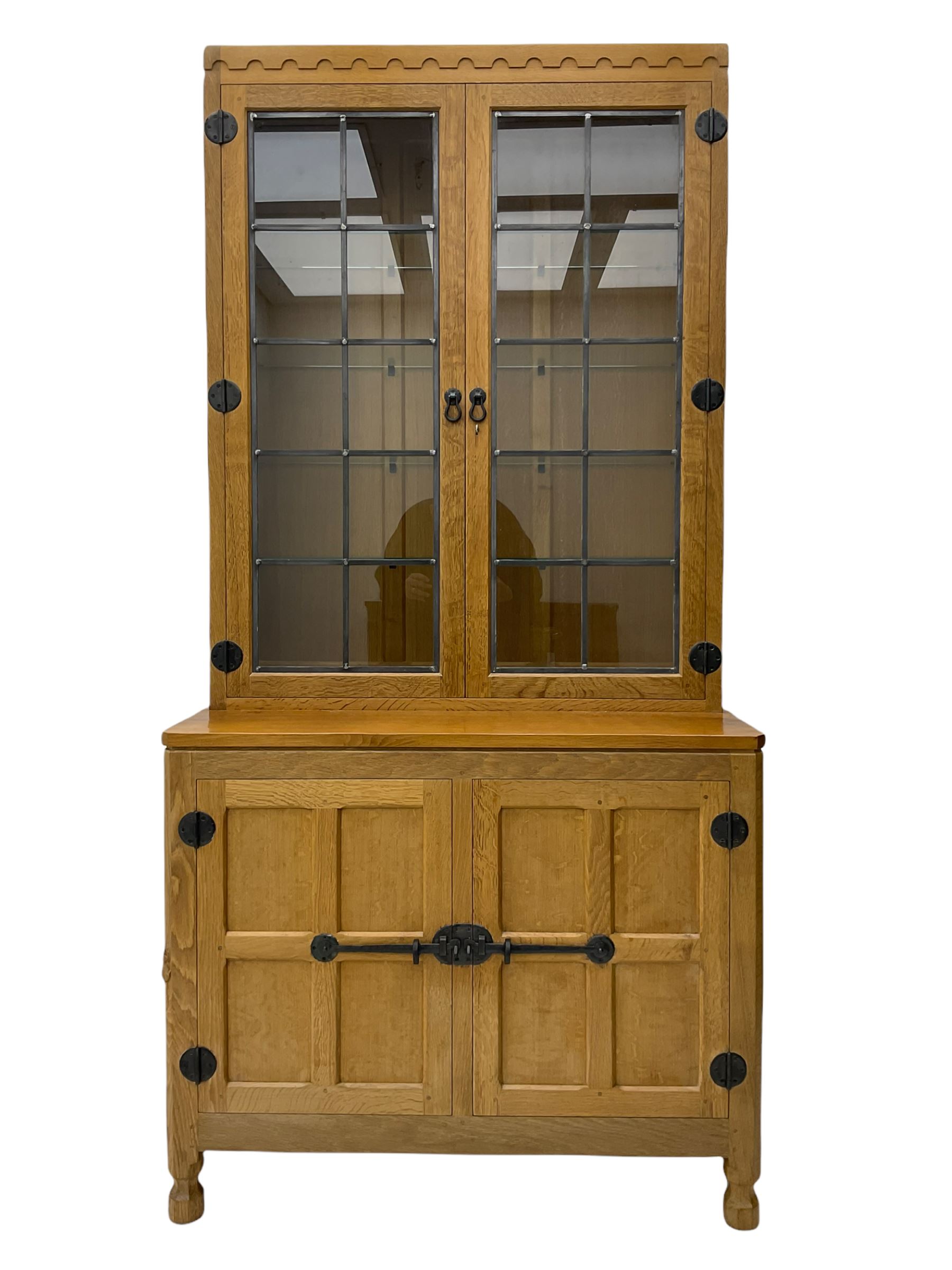 'Mouseman' oak display cabinet on cupboard - Image 2 of 19