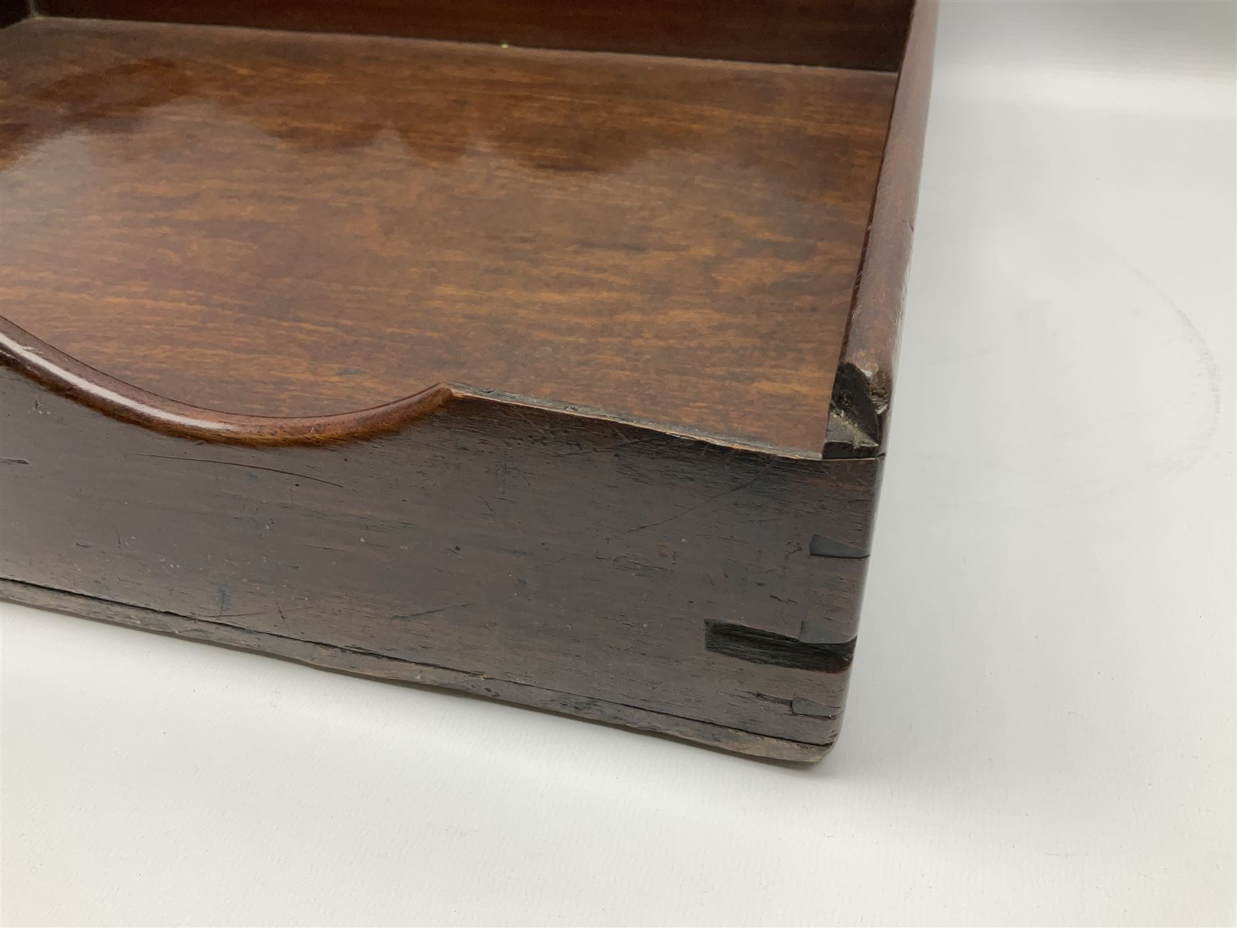 George III mahogany butlers tray - Image 9 of 13