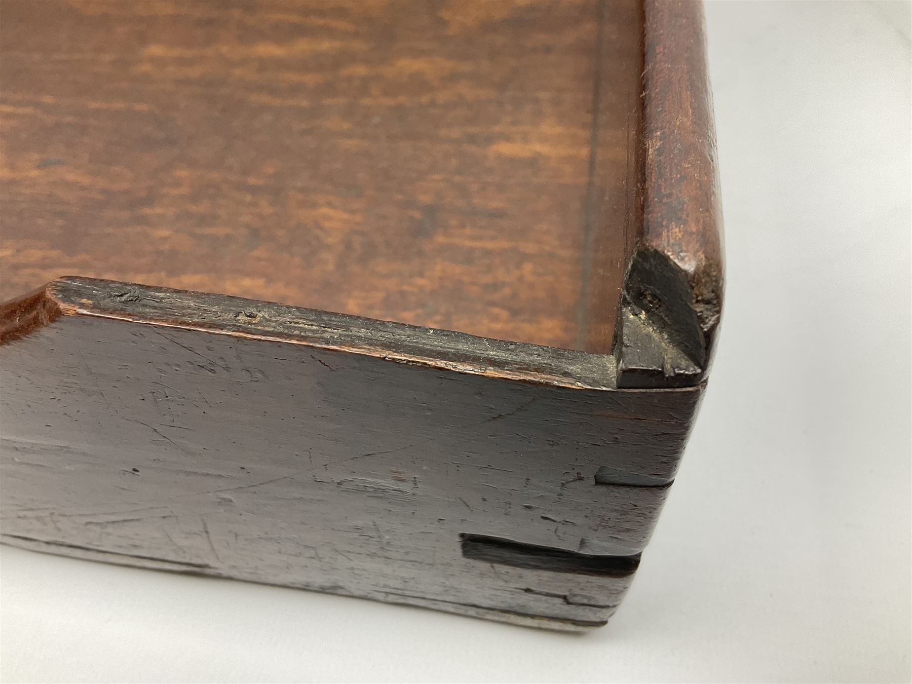George III mahogany butlers tray - Image 11 of 13