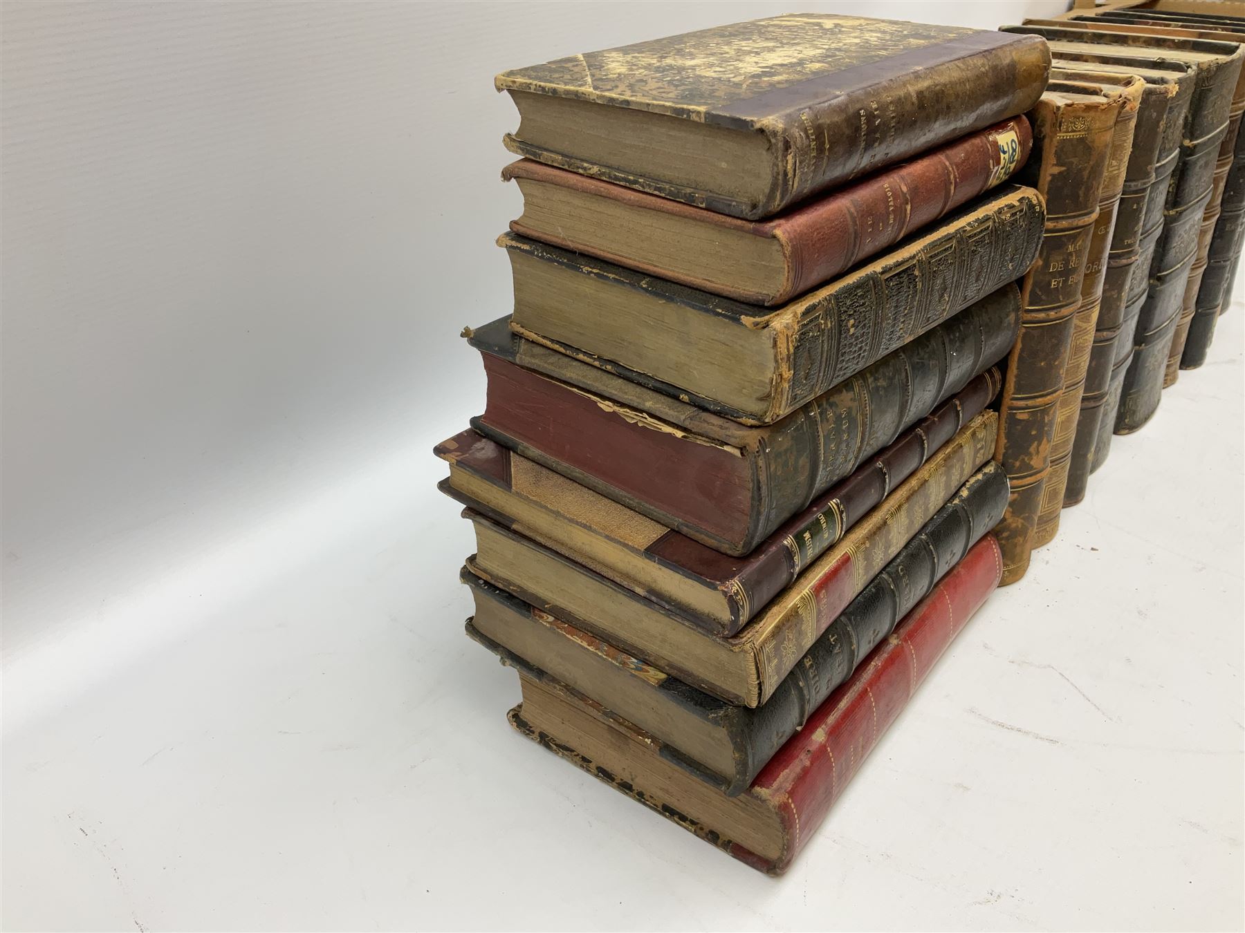 Eighteen 19th century leather bound books including Oeuvres Completes De Voltaire. 1827 Paris. Two v - Image 7 of 15