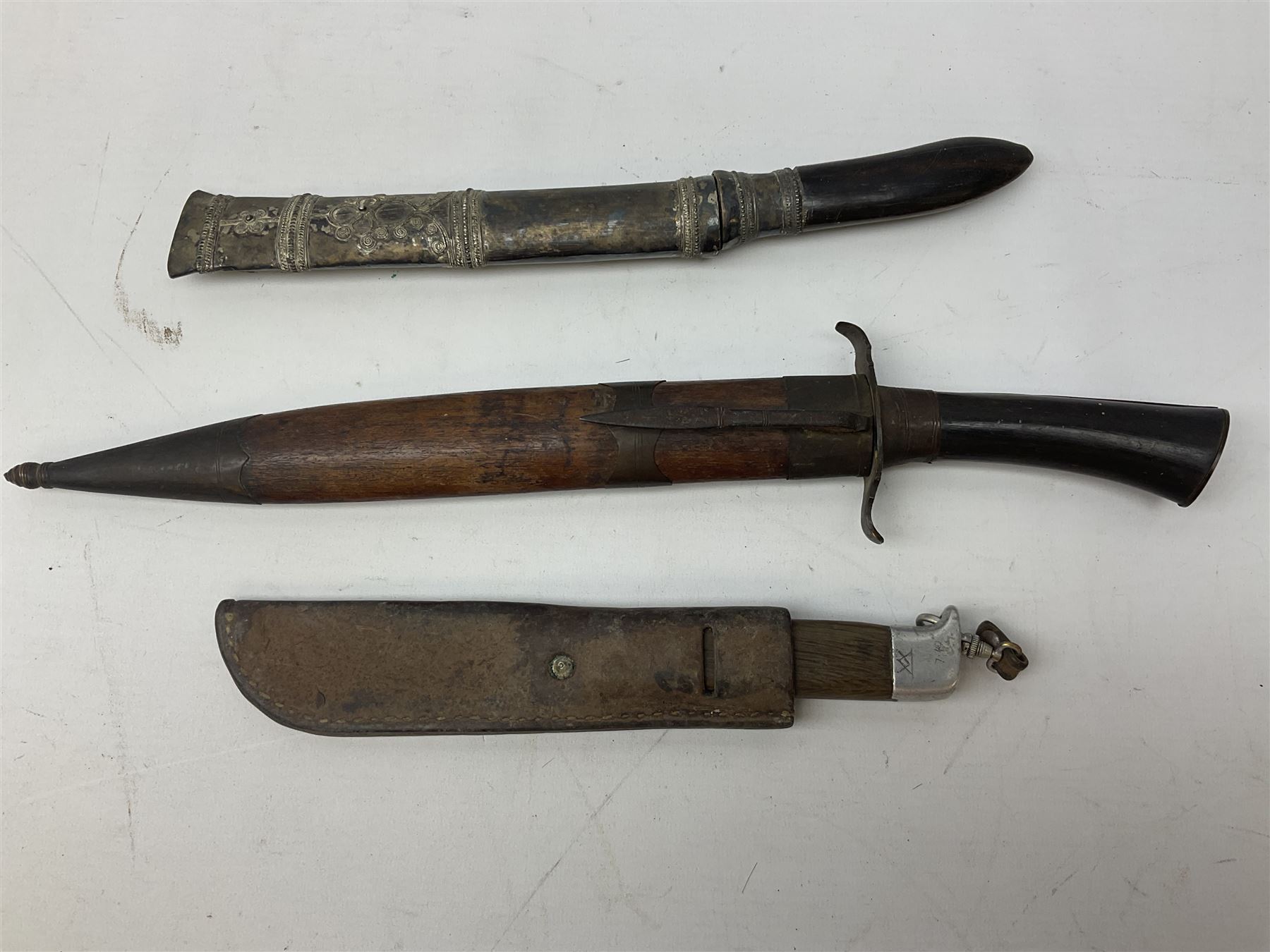 Burmese dha dagger with 15cm steel blade - Image 30 of 30