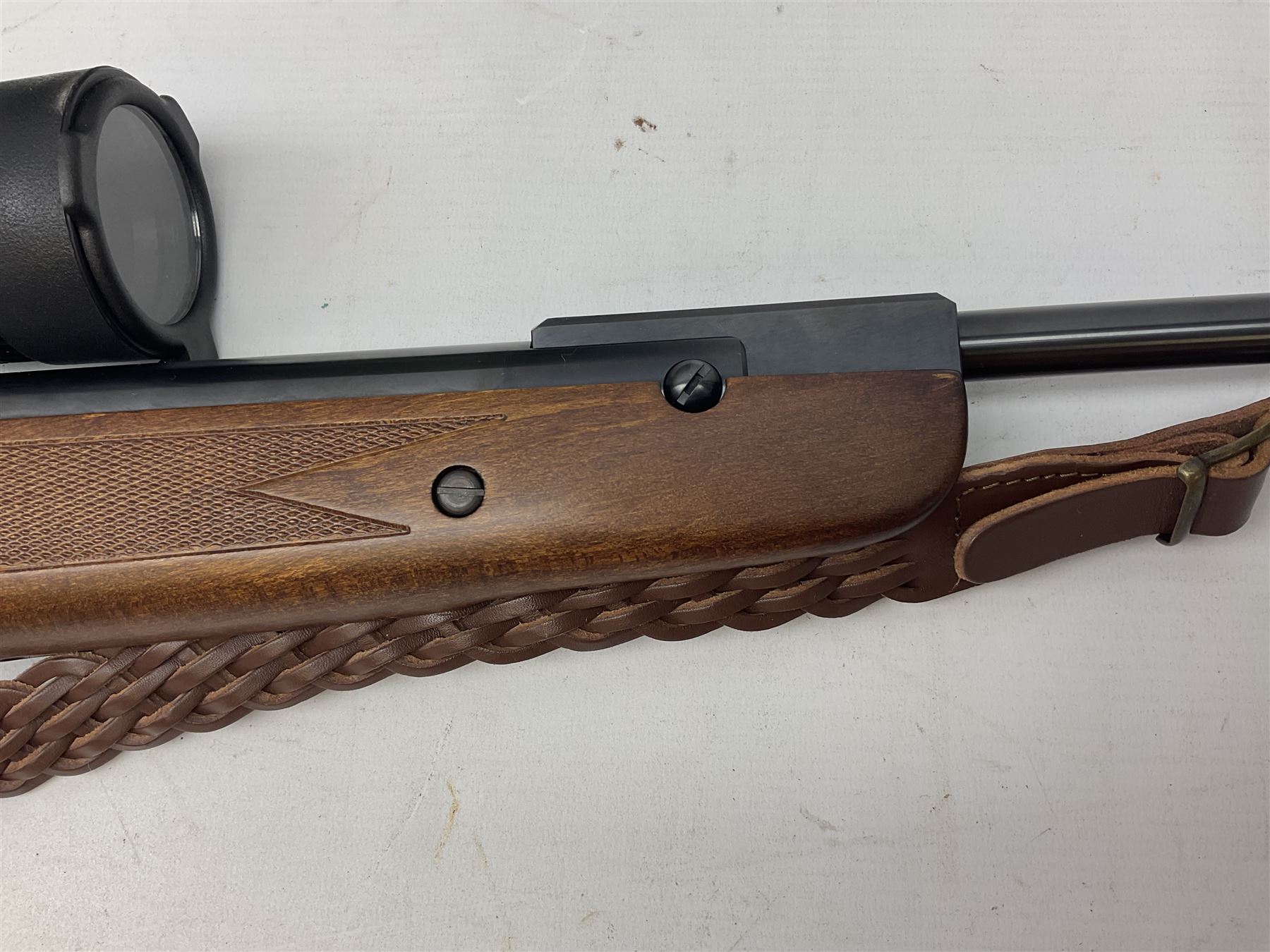 Weihrauch HW95 .177 air rifle with break barrel action - Image 8 of 24