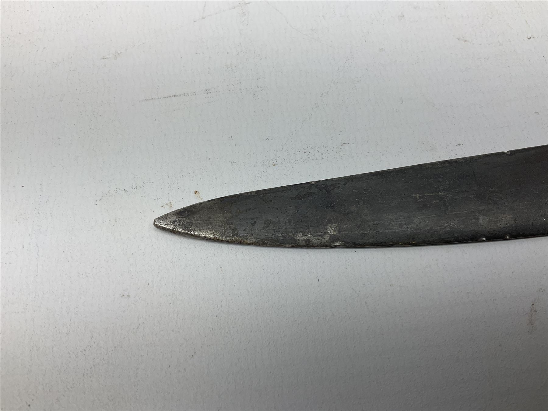 French 1866 pattern sabre bayonet with 57cm fullered steel curving blade dated 1872 - Image 13 of 19