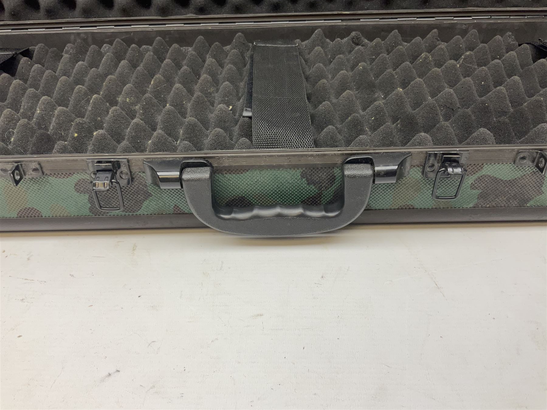 Clarke flight case for guns with camouflage finish - Image 12 of 21