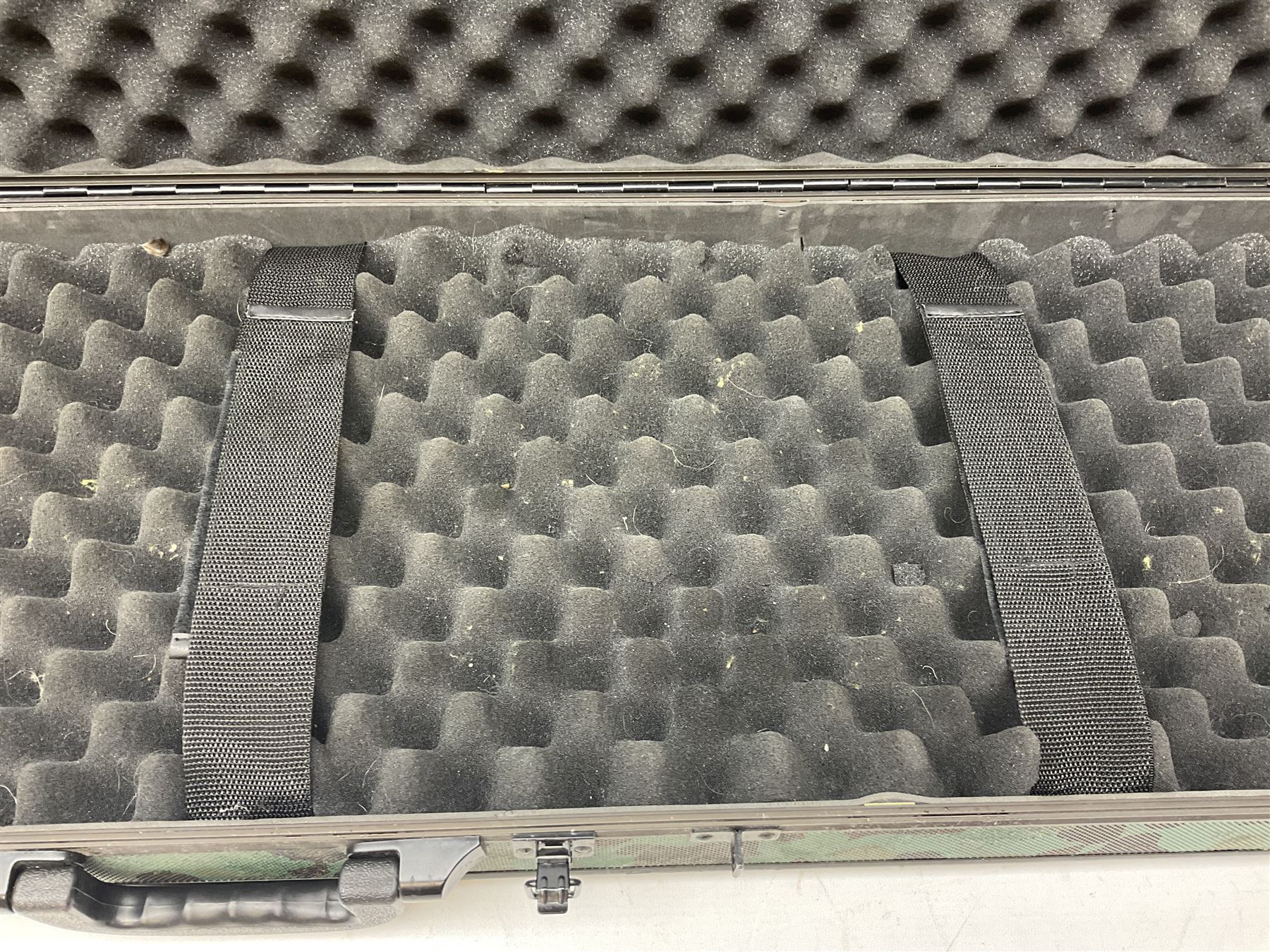 Clarke flight case for guns with camouflage finish - Image 7 of 21