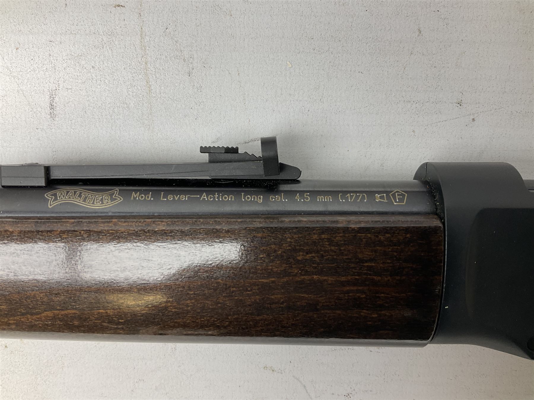 Walther Winchester '94 style .177 lever action CO2 air rifle together with two CO2 gas cylinders and - Image 10 of 16