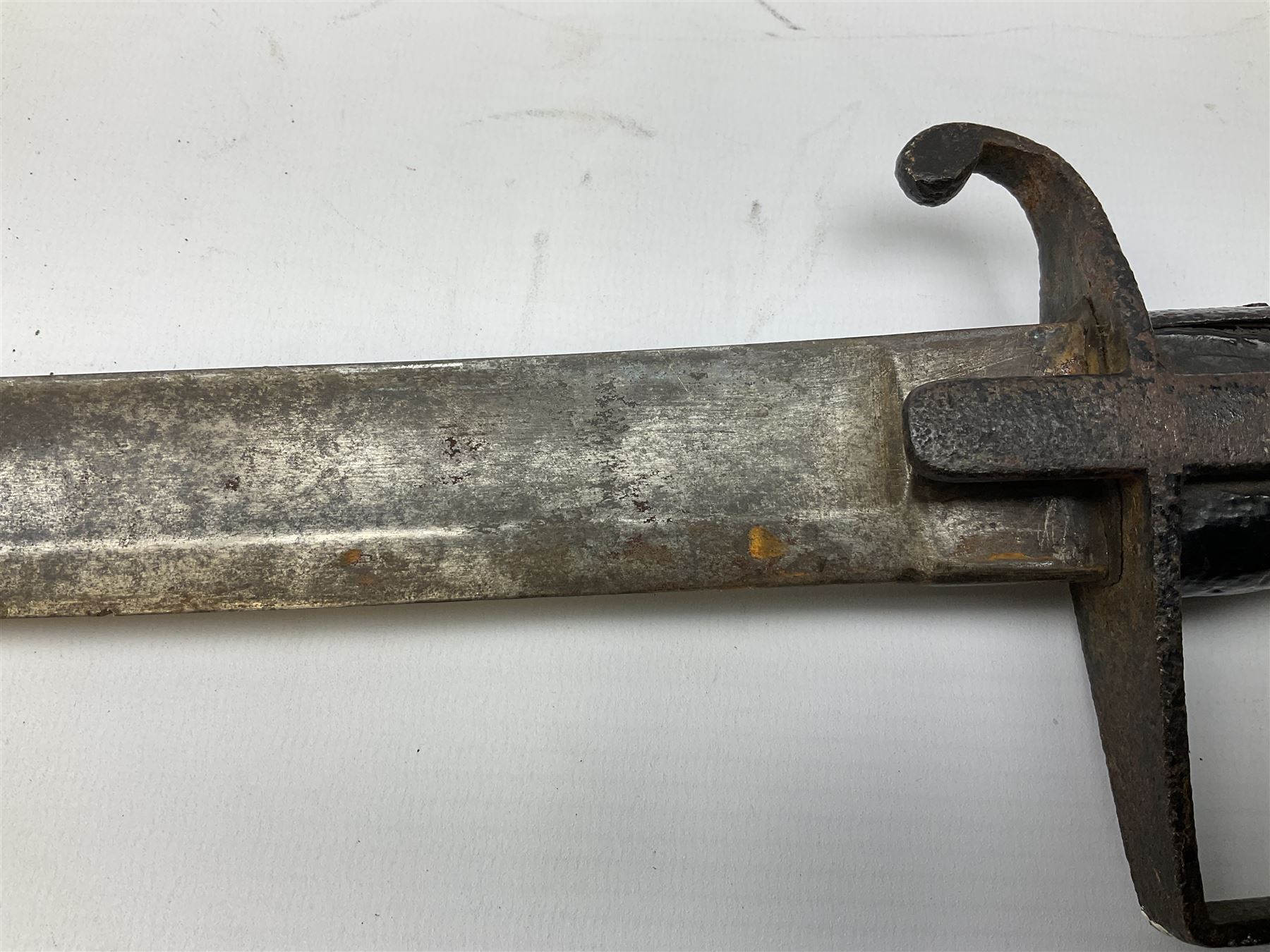 Late 18th century Gill's Warranted Light Cavalry officer's sword - Image 24 of 25