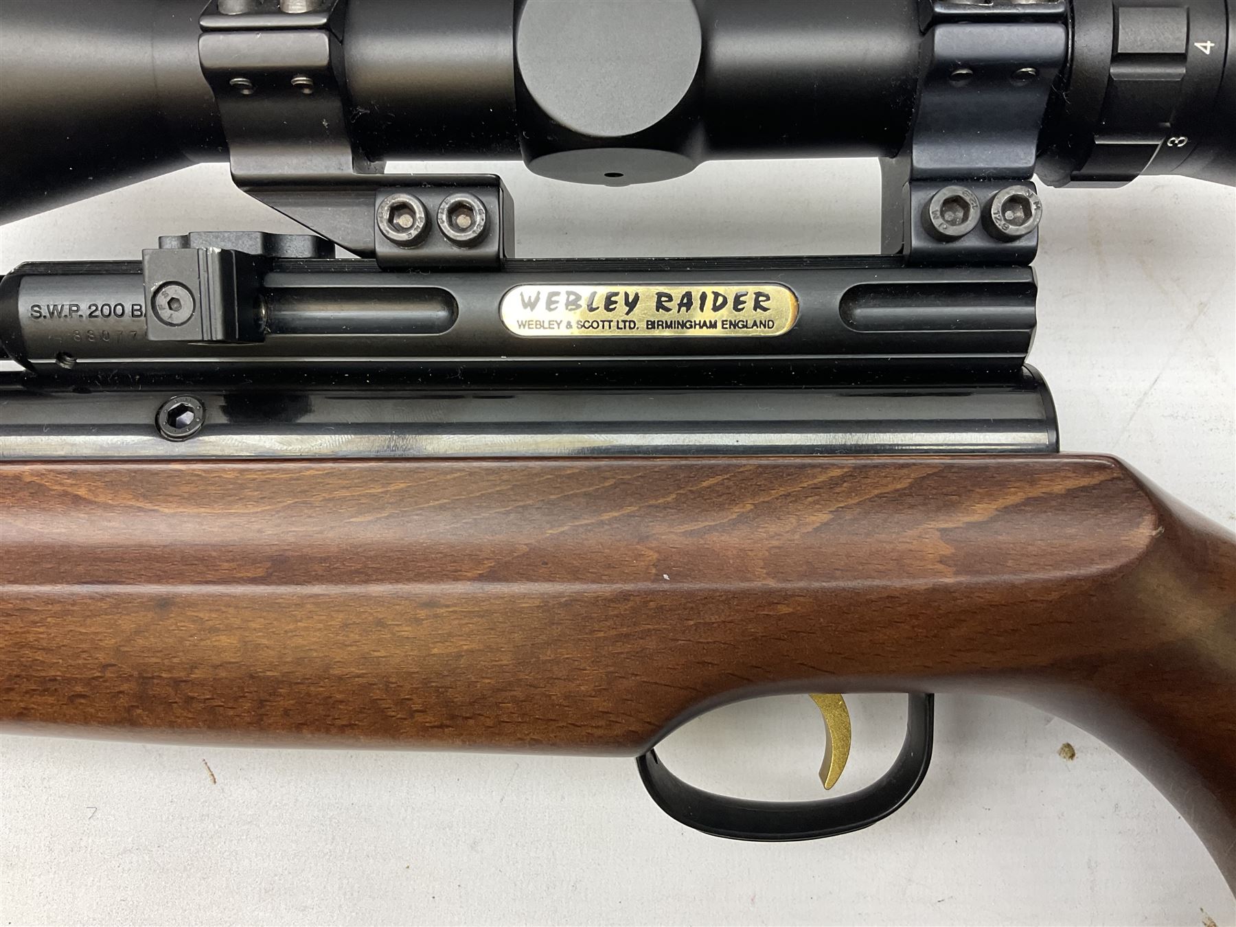 Webley Raider pre-charged .22 air rifle - Image 12 of 22