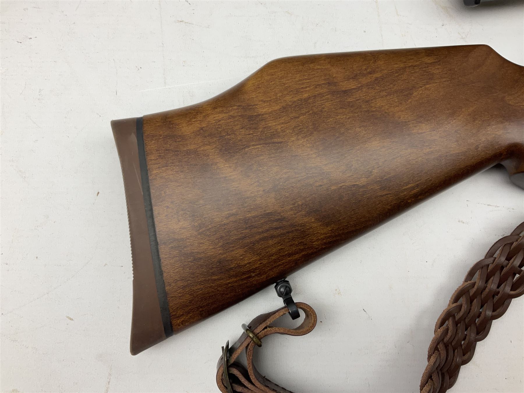 Weihrauch HW95 .177 air rifle with break barrel action - Image 3 of 24