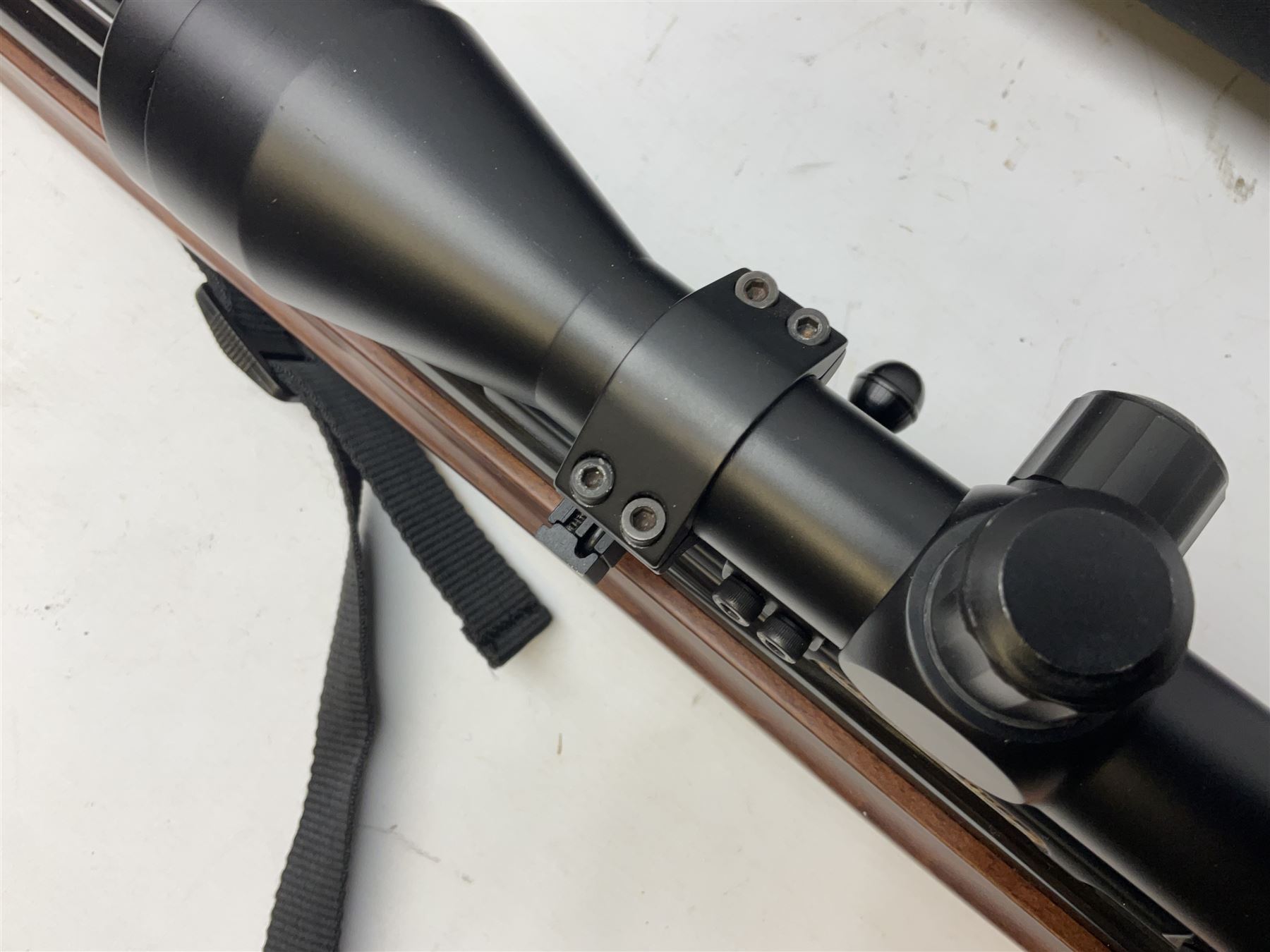 Webley Raider pre-charged .22 air rifle - Image 17 of 22