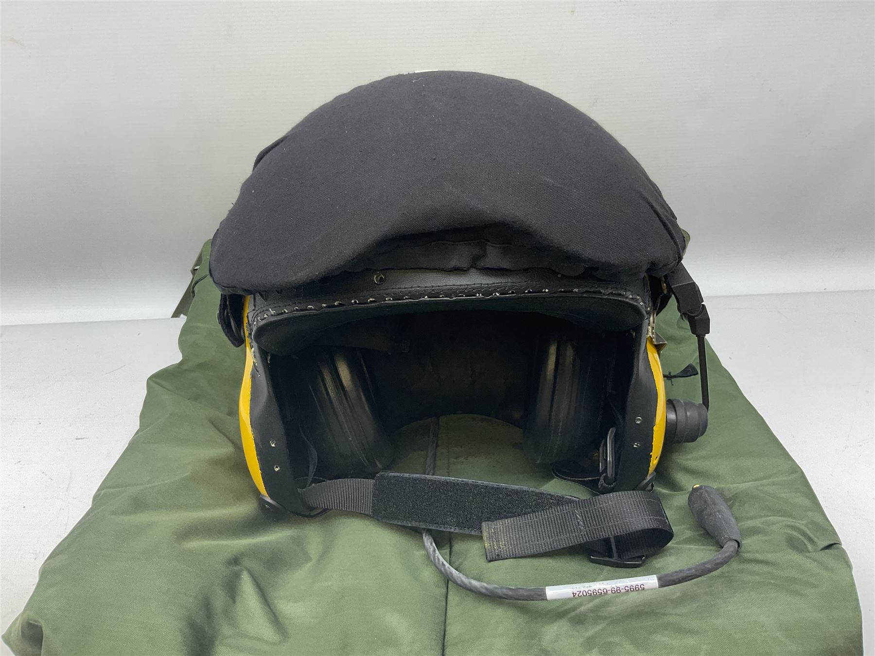 Search and Rescue Mark IV/IVA Flying helmet with boom microphone - Image 3 of 32