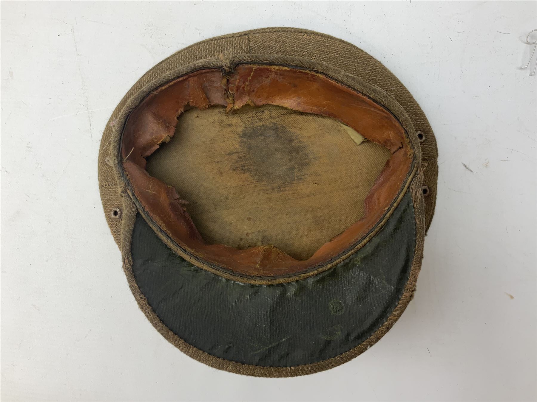 WW1 British Army stiff trench cap with Tank Corps cap badge - Image 11 of 18