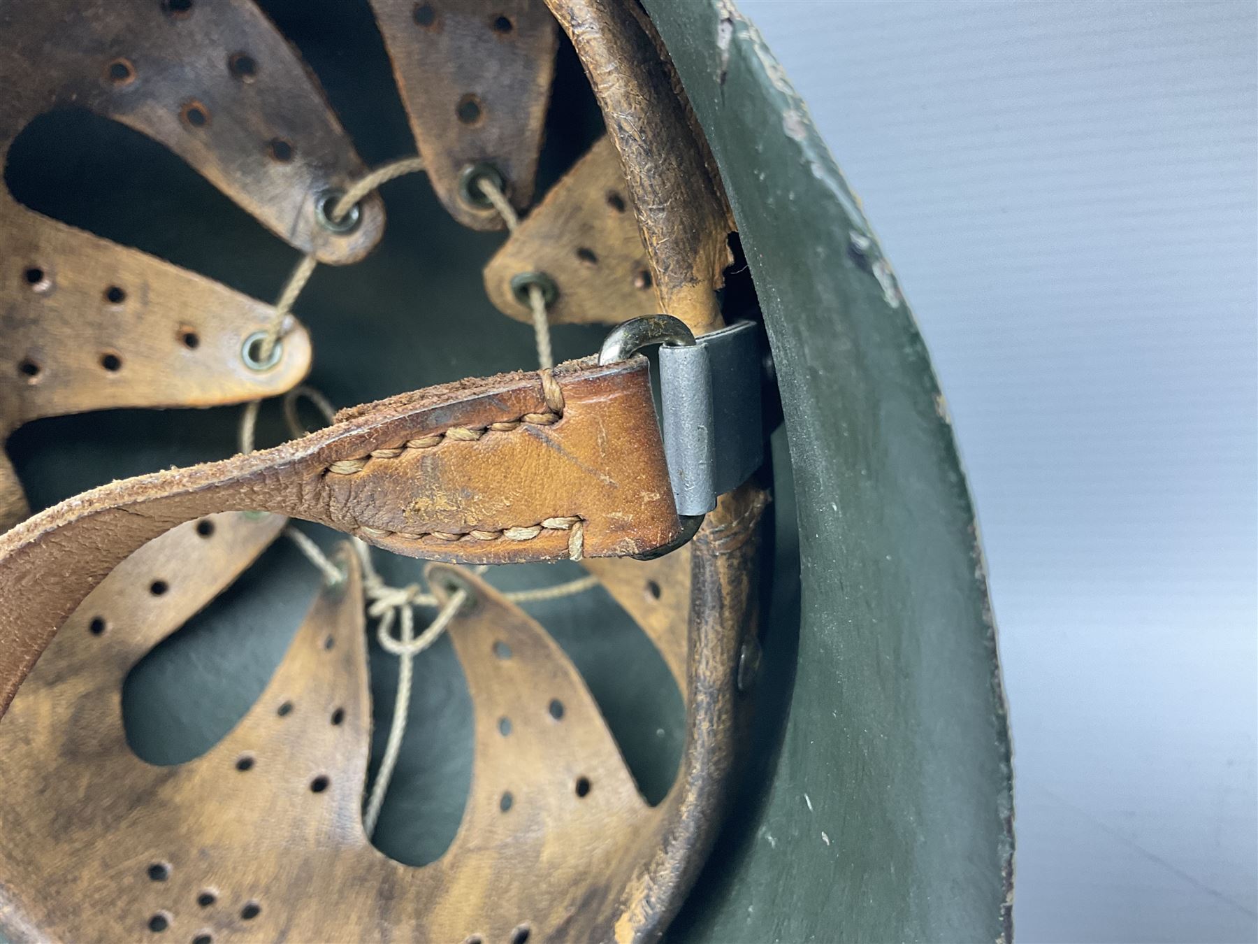 Fully restored German steel helmet - Image 12 of 14