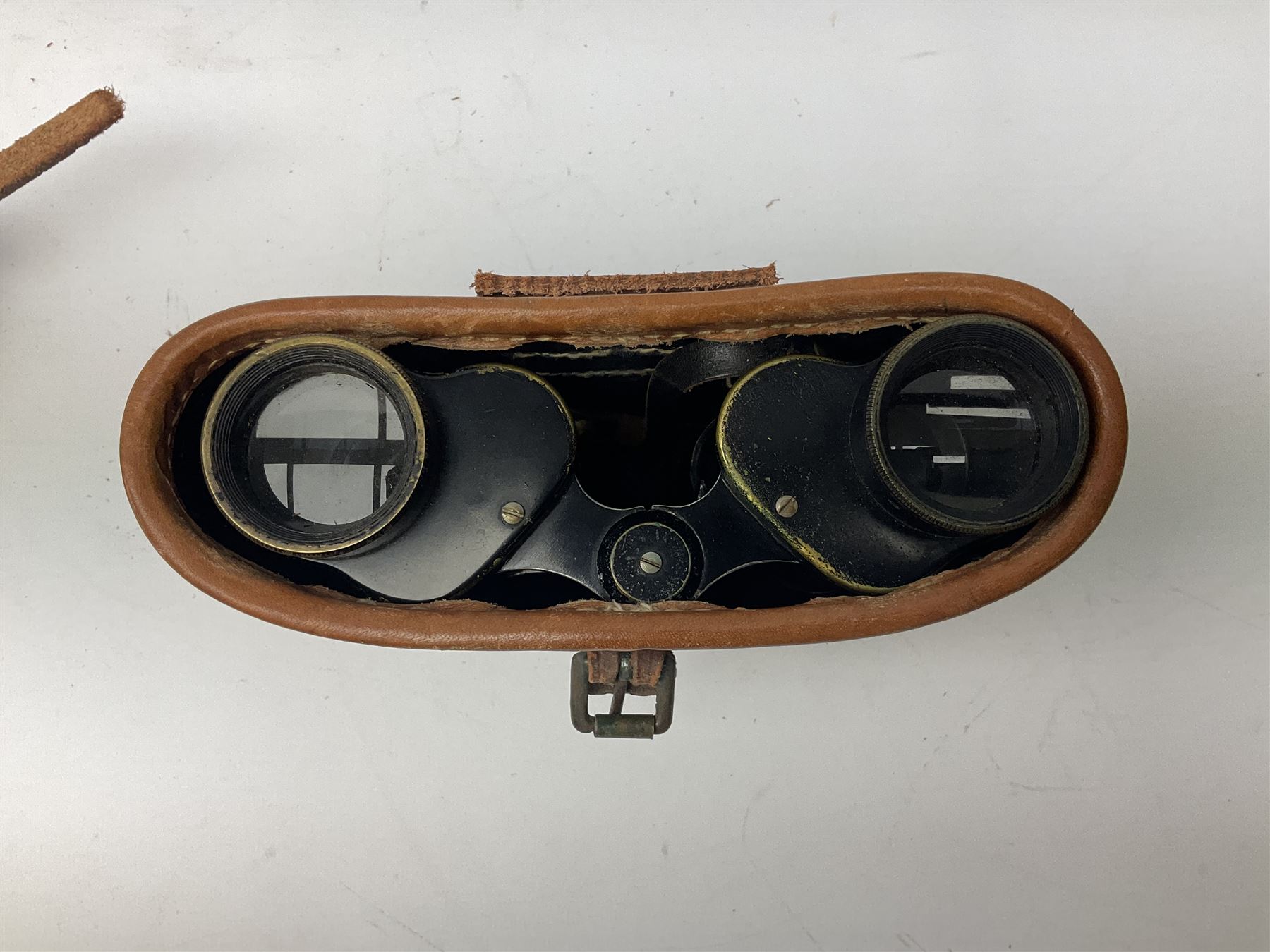 WW2 Air Ministry pair of 6x binoculars by Watson-Baker Co. Ltd - Image 14 of 14