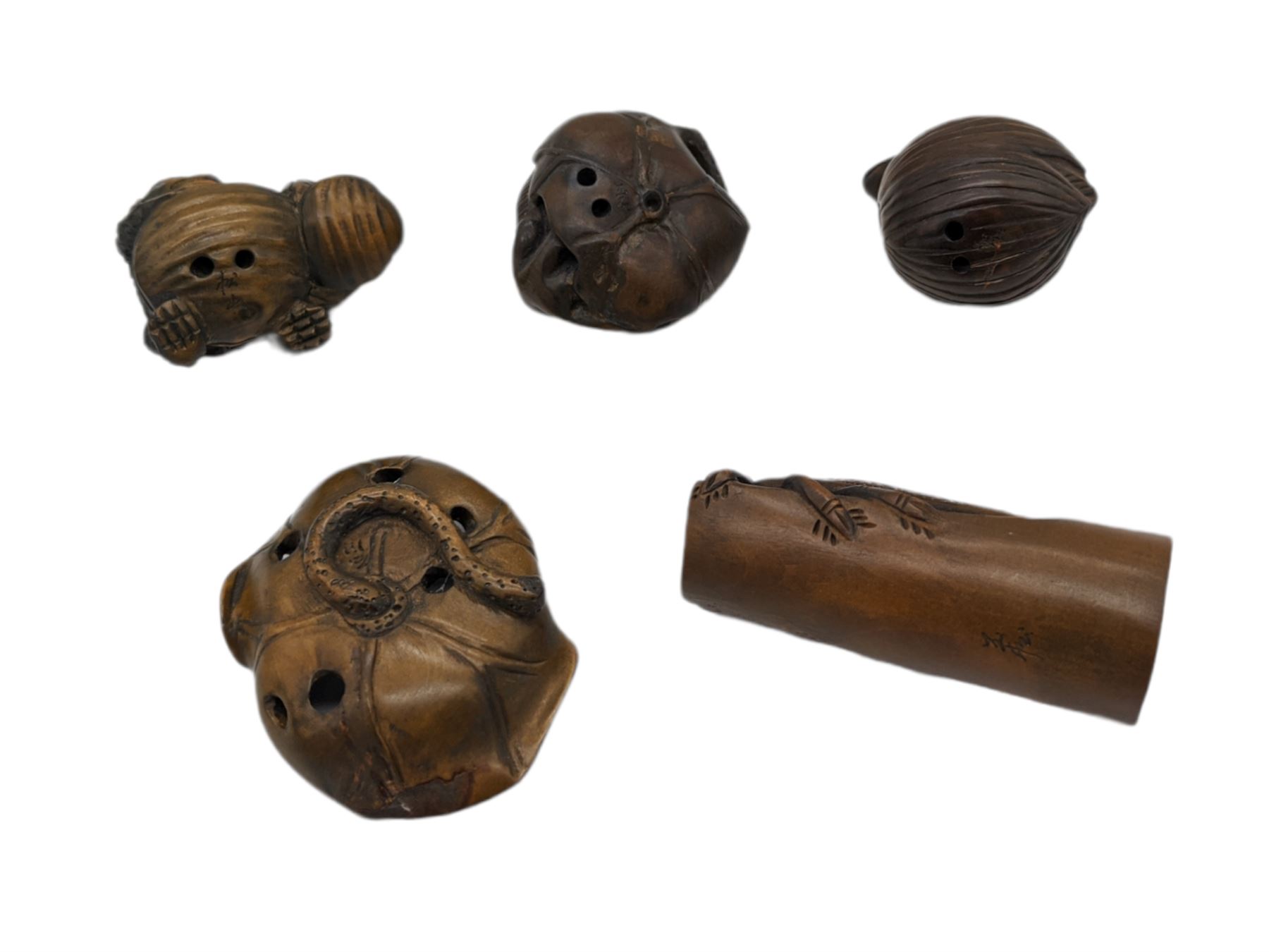 Five netsuke - Image 2 of 2