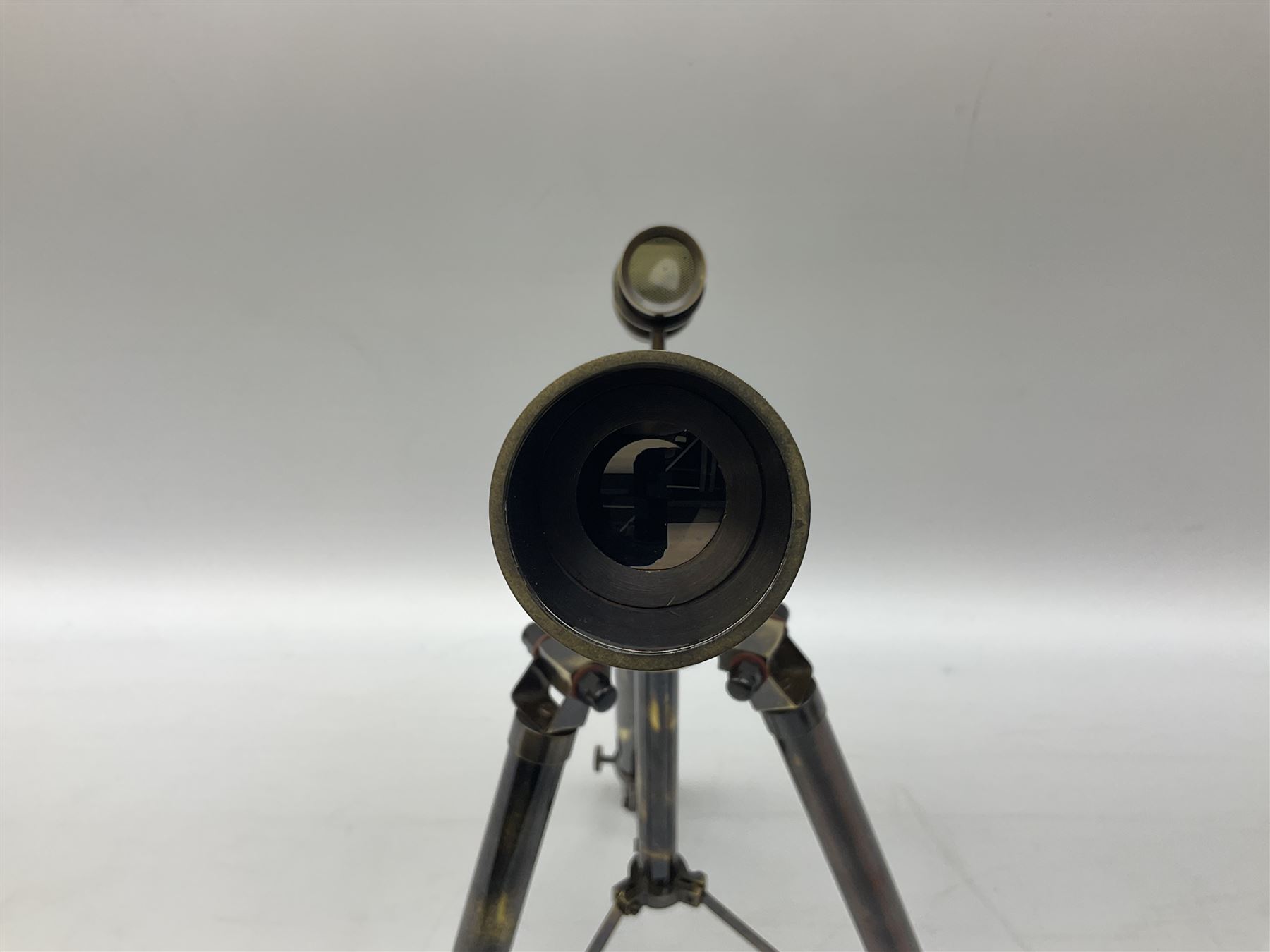 Reproduction brasses telescope on tripod stand with plaque detailed 'Kelvin & Hughes London 1917' - Image 7 of 8