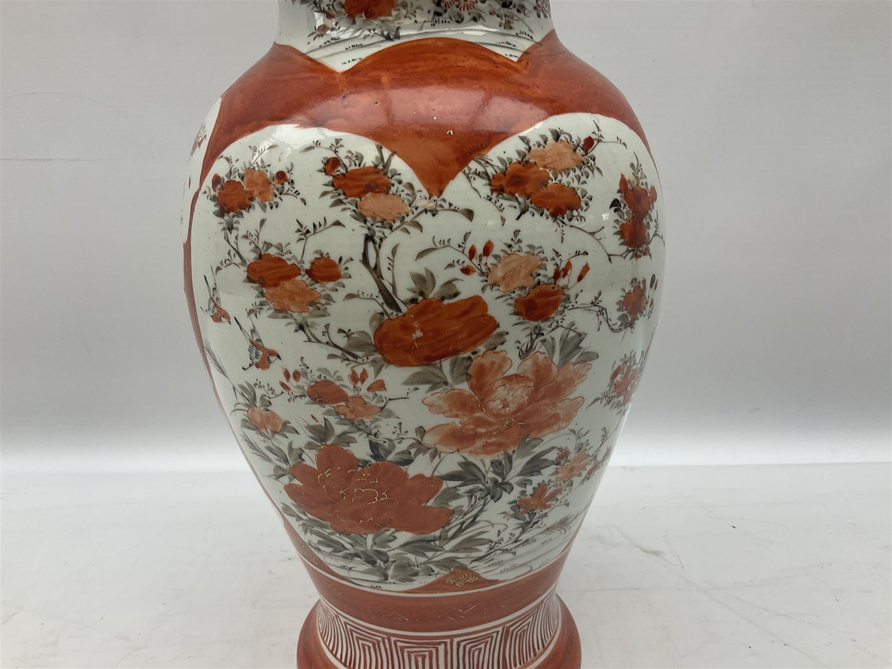 20th century Japanese Kutani vases - Image 4 of 12