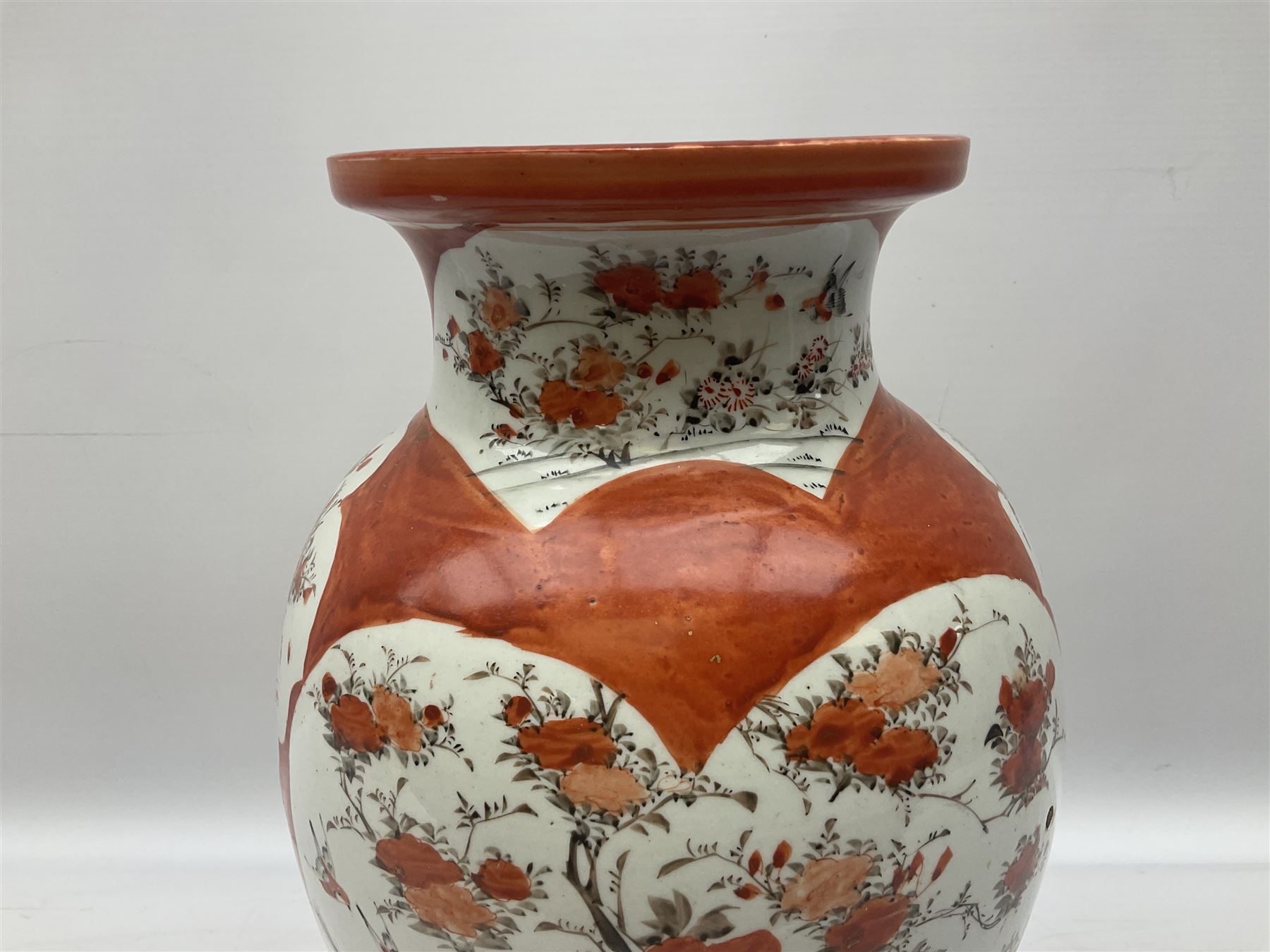 20th century Japanese Kutani vases - Image 3 of 12