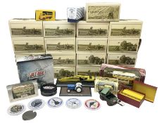 Eighteen Atlas edition 1/32 Tractor models including Eicher Tiger