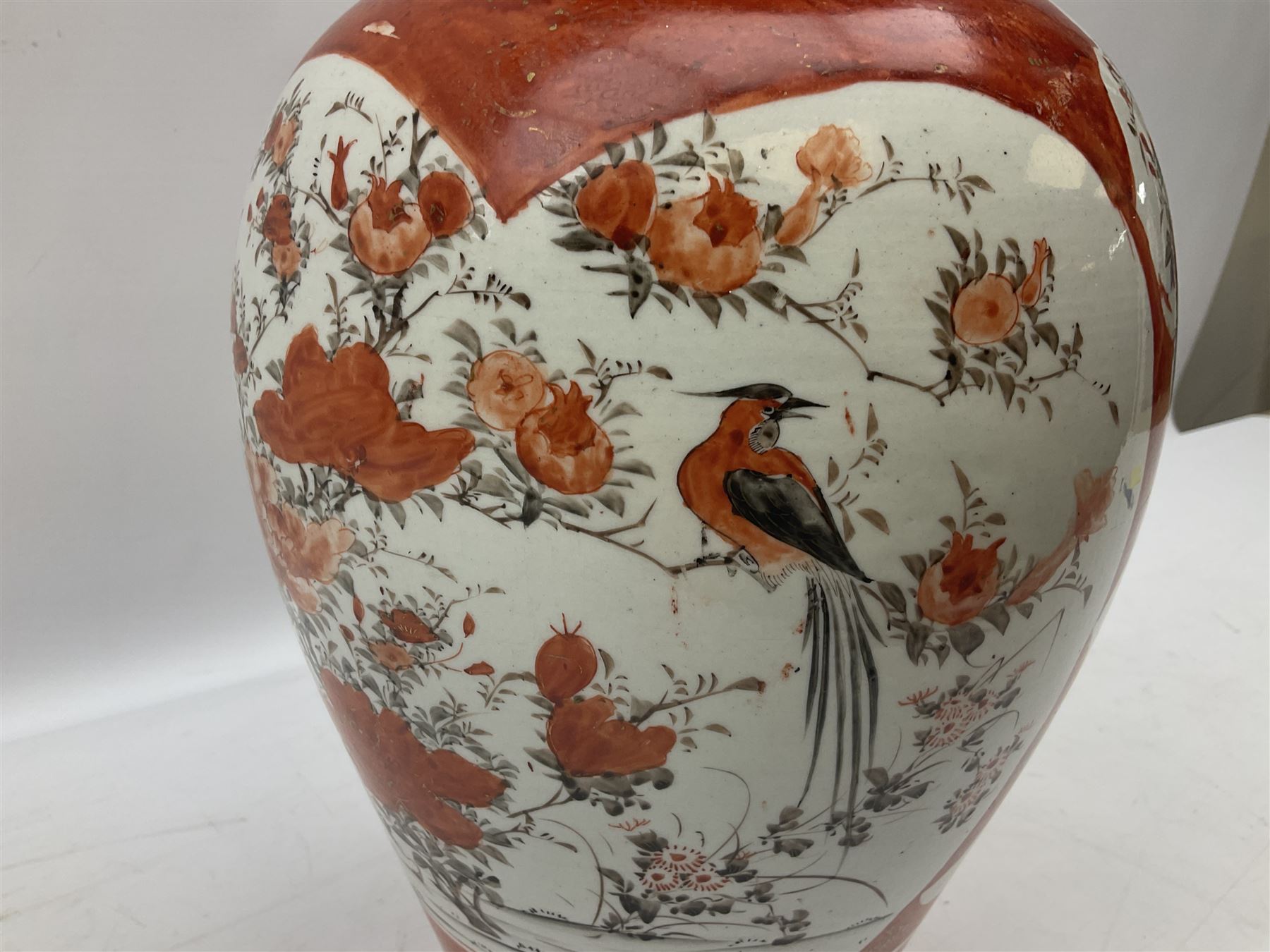 20th century Japanese Kutani vases - Image 11 of 12
