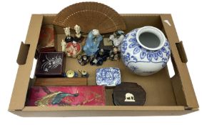 Assorted collectables