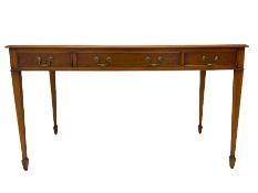 Bevan Funnell reprodux Georgian style yew wood library table