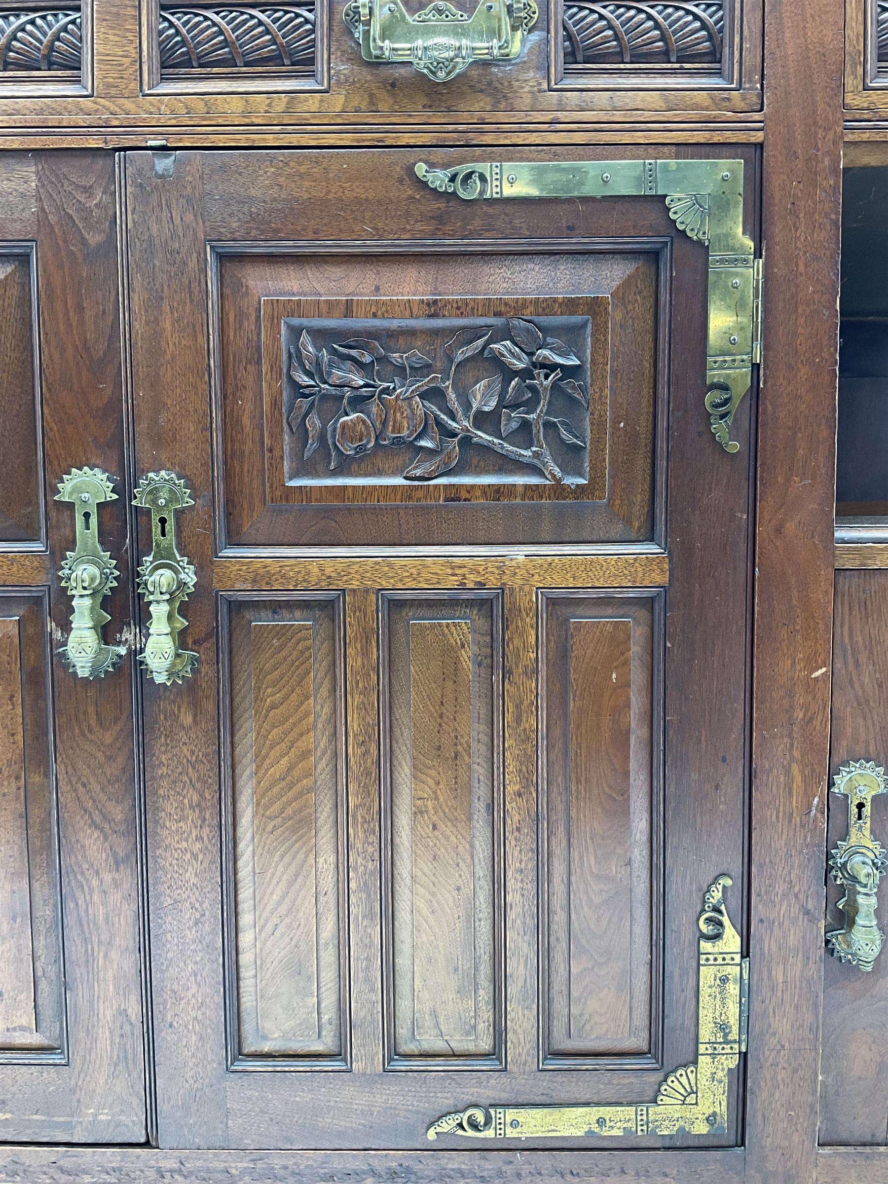 Late 19th century Aesthetic Movement walnut sideboard - Image 7 of 7