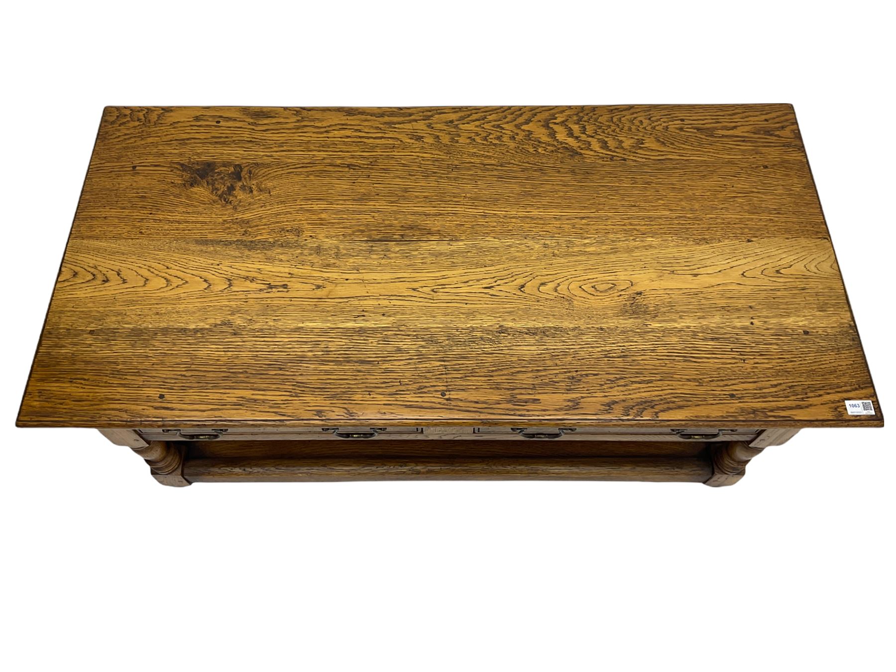 Rectangular oak coffee table - Image 3 of 6