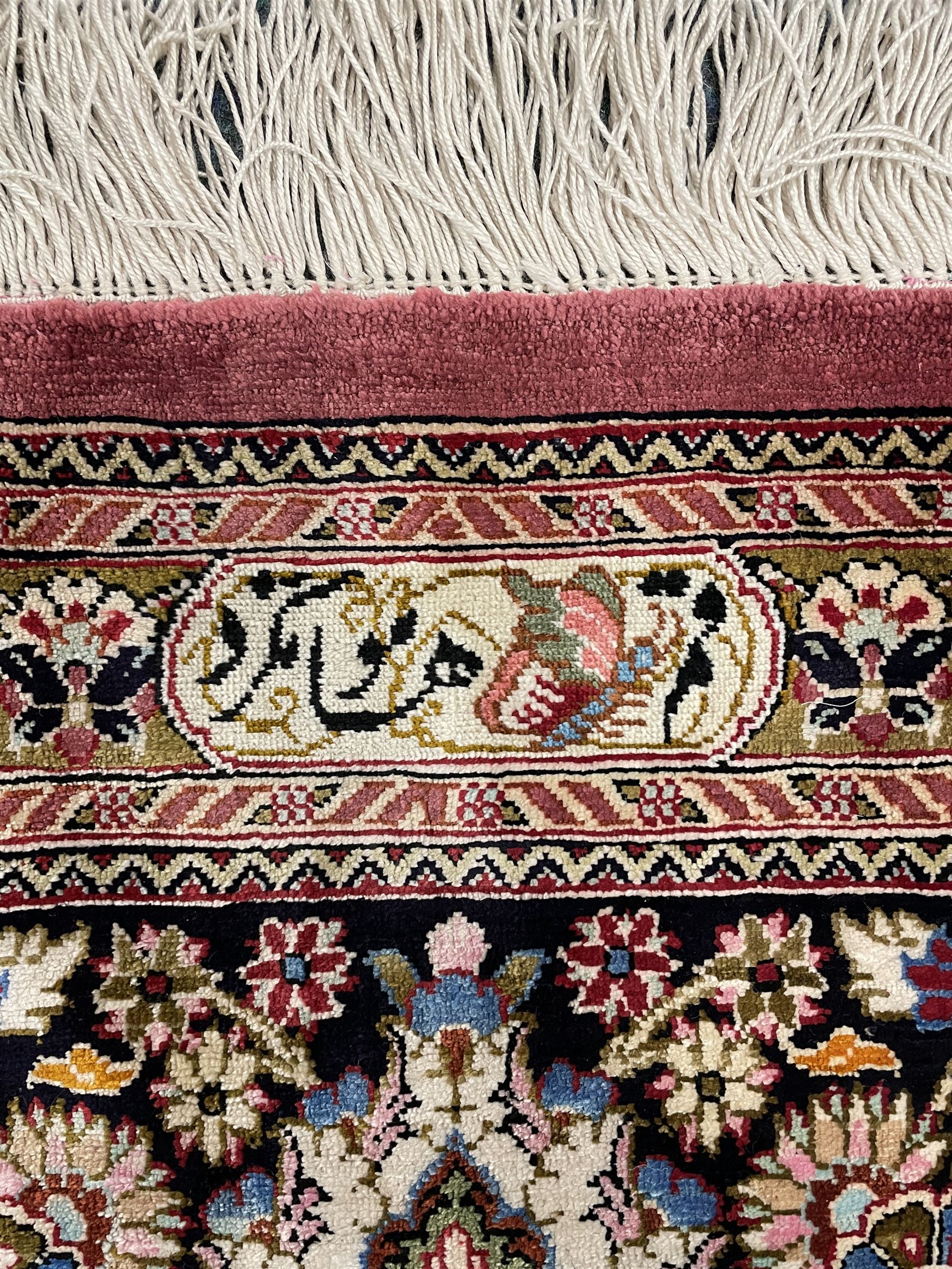 Finely knotted Persian Qom silk rug - Bild 9 aus 13