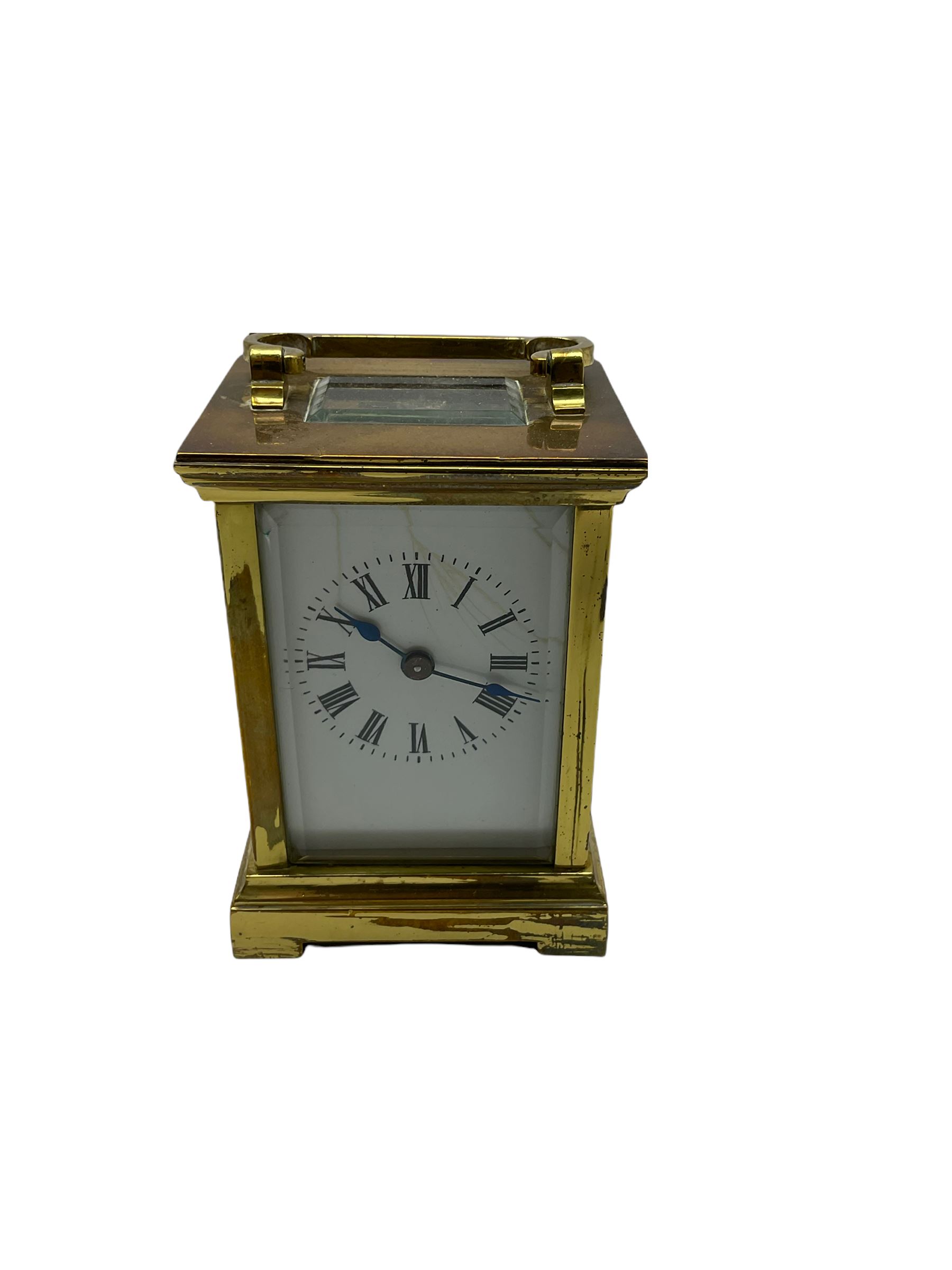 A compact late 19th century French carriage clock with a lever platform escapement