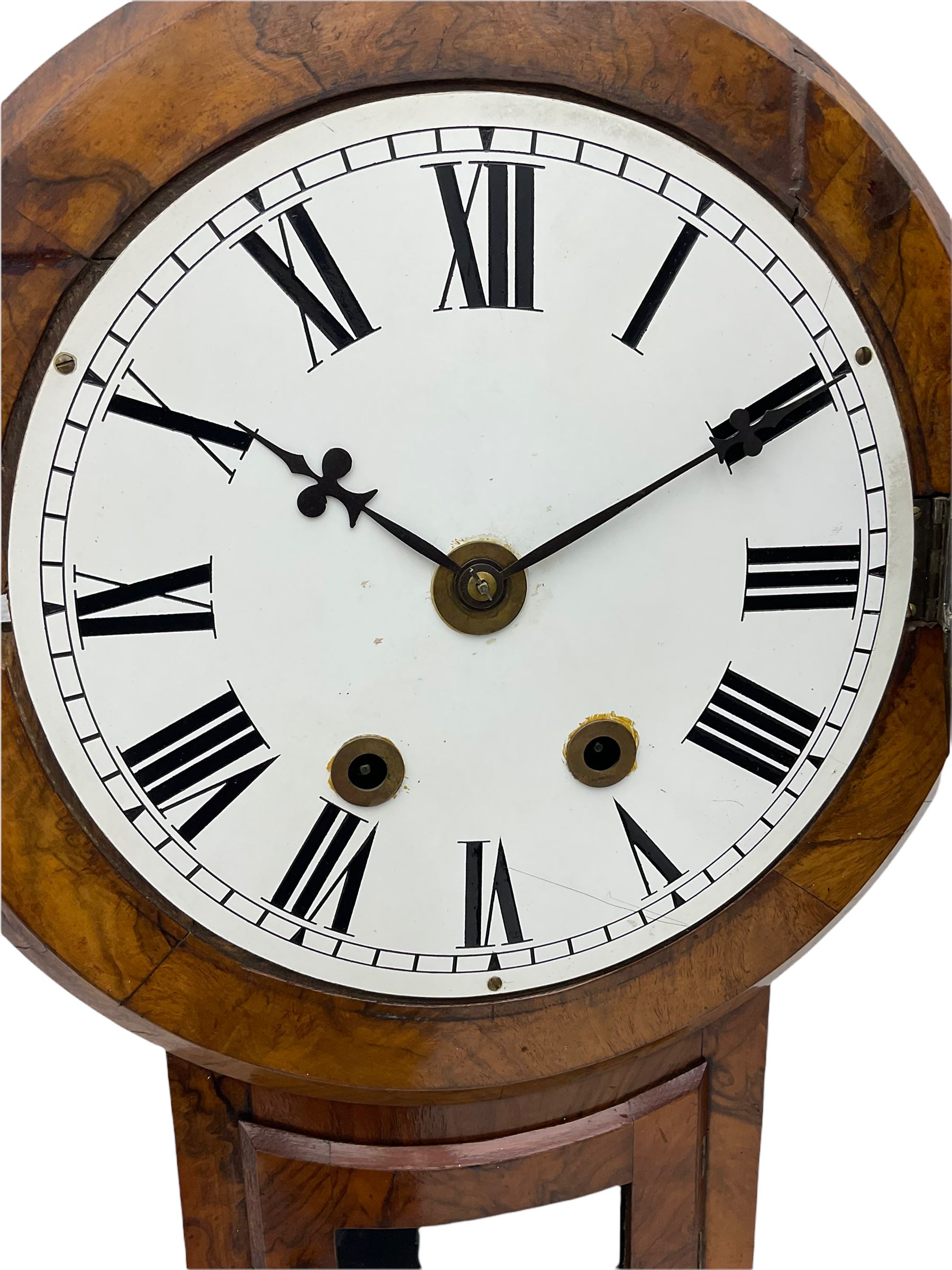 A late 19th century American drop dial wall clock in a walnut case - Bild 3 aus 3