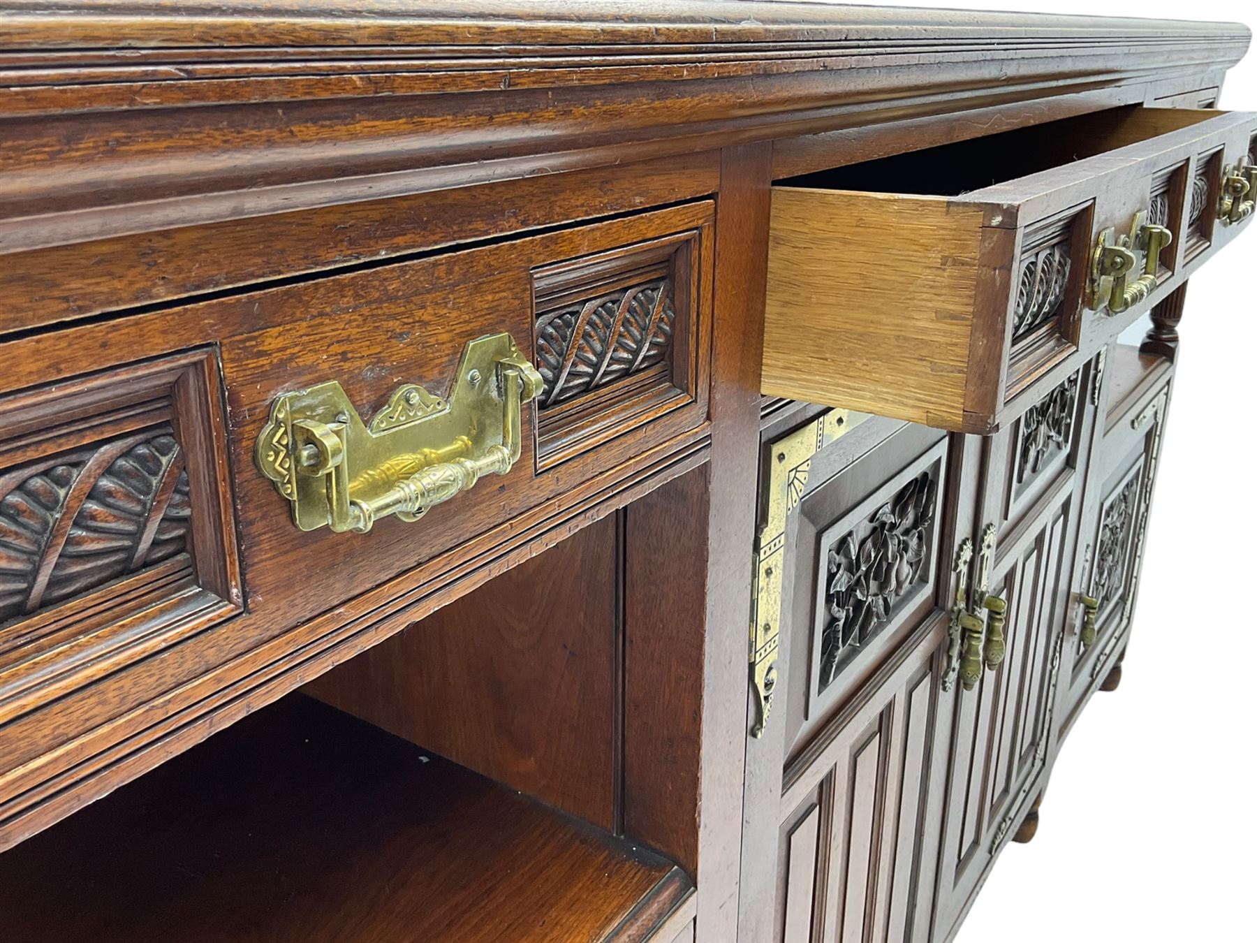 Late 19th century Aesthetic Movement walnut sideboard - Image 6 of 7