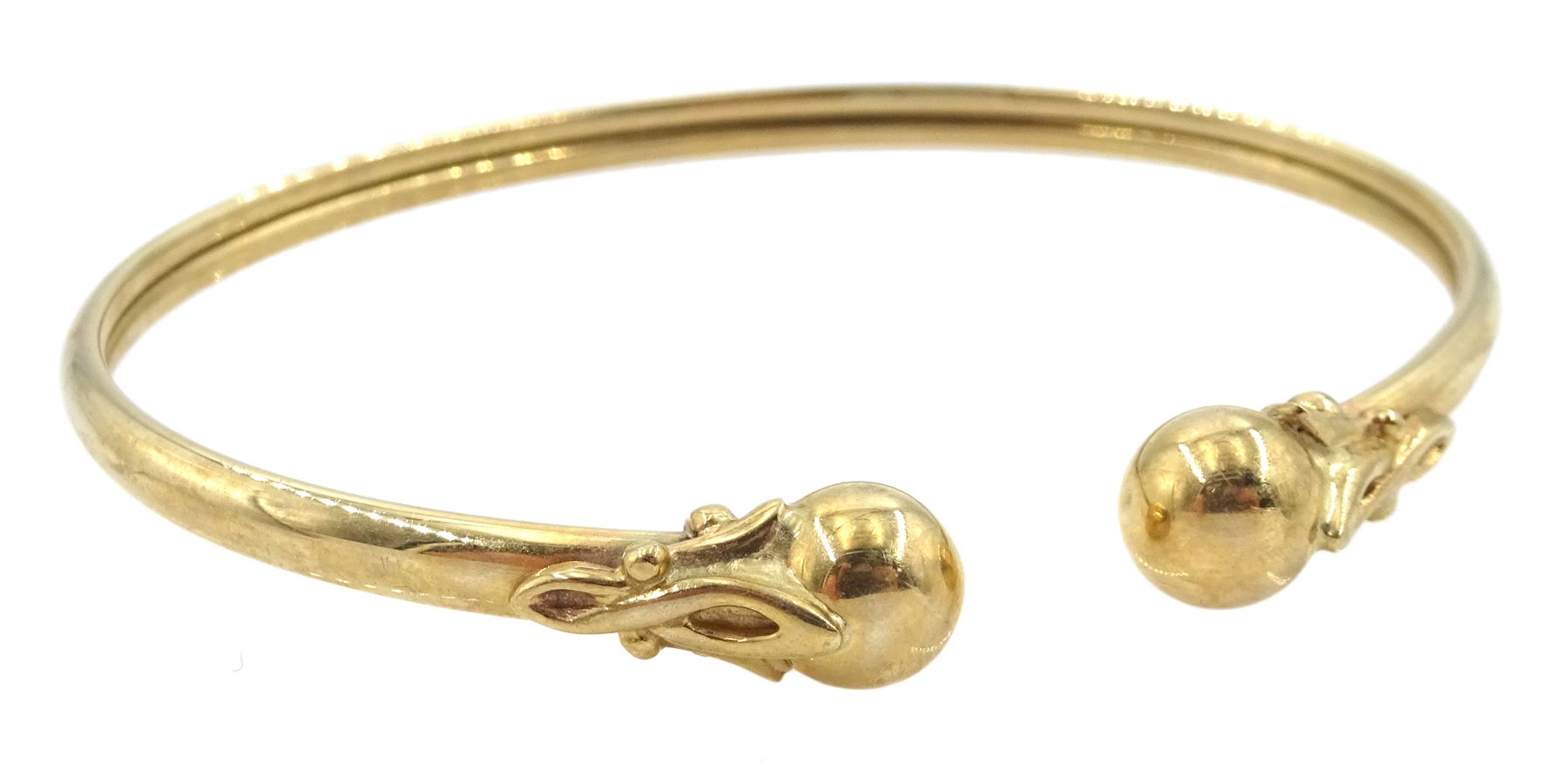 9ct gold torque design bangle