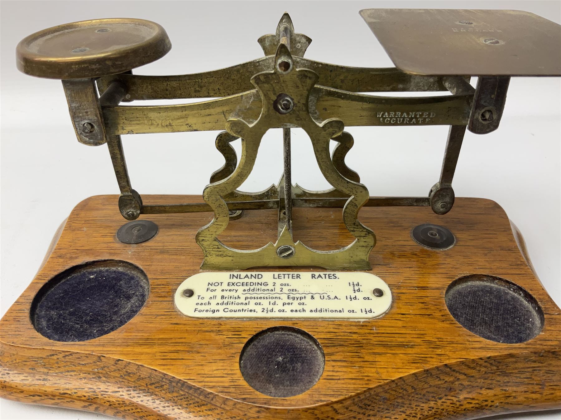 Brass postage scales on shaped moulded mahogany base - Image 4 of 6