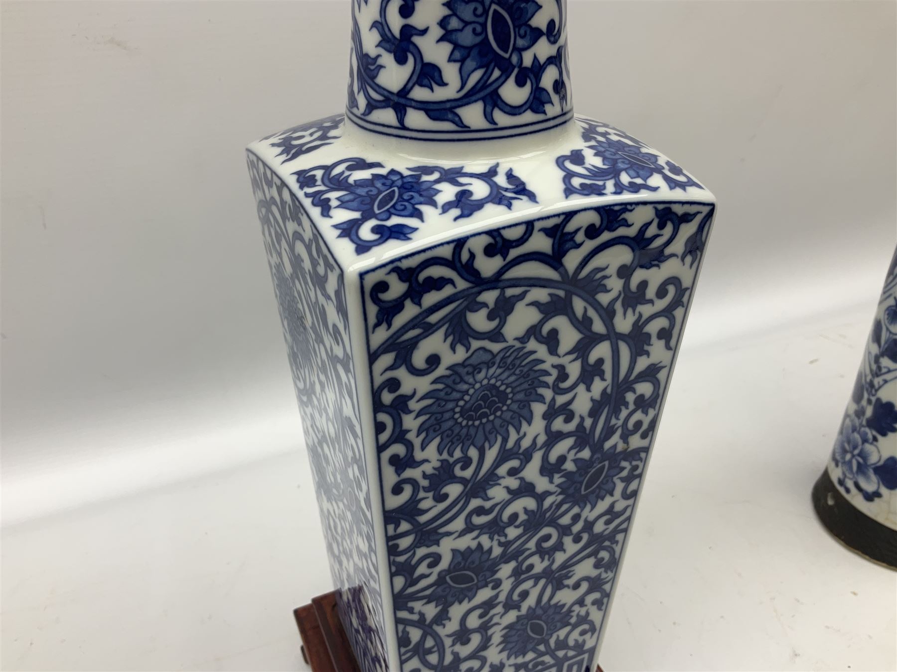Japanese blue and white crackle glaze cylindrical vase - Image 3 of 8