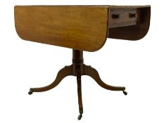 Early 19th century mahogany Pembroke