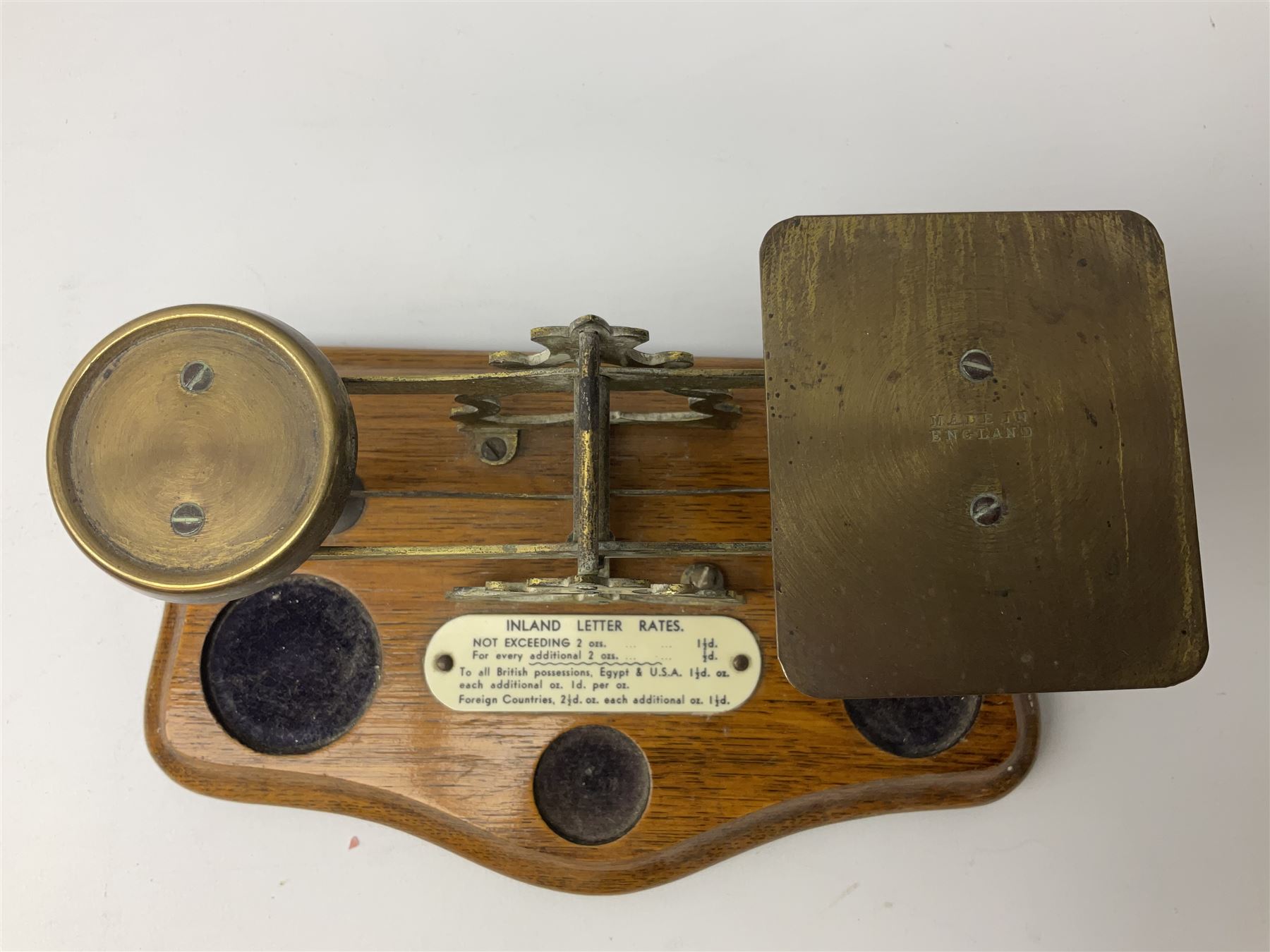 Brass postage scales on shaped moulded mahogany base - Image 5 of 6