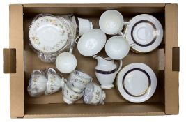 Royal Doulton Harlow pattern teawares