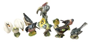 Collection of Beswick bird figures to include Chickadee no.929