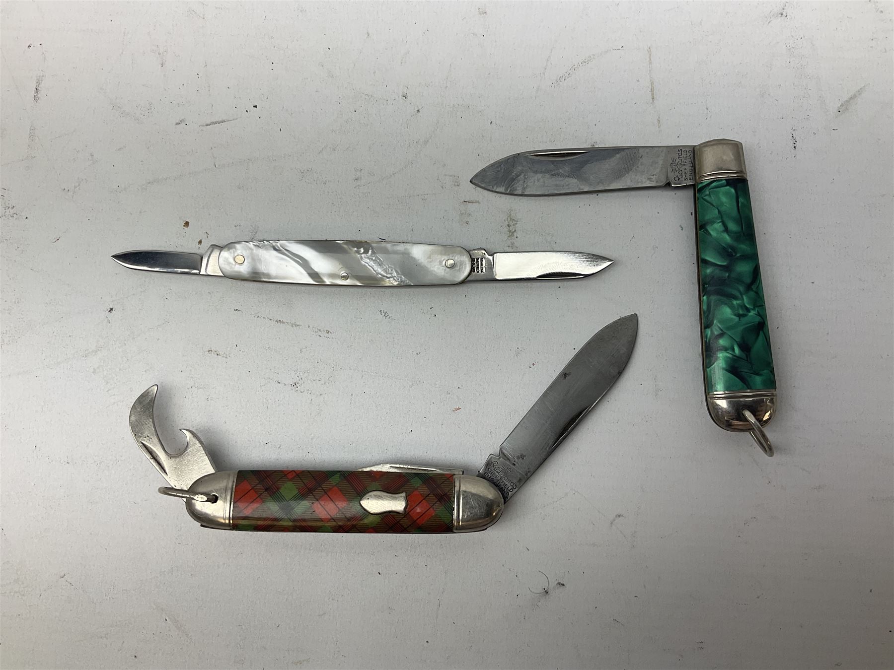 Nine pocket knives including two Ravi folding knives - Image 9 of 10