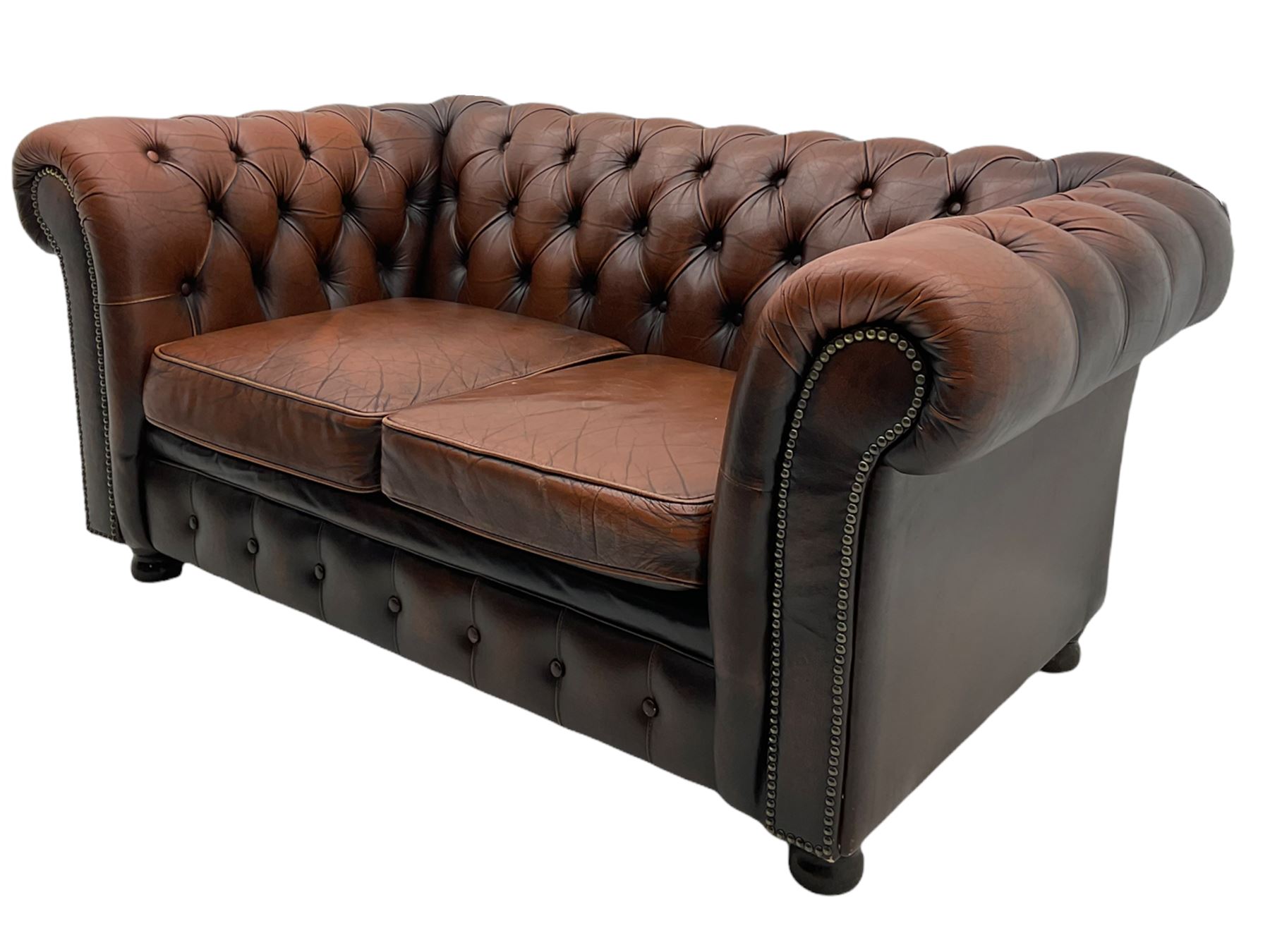 Chesterfield two seat sofa - Image 3 of 6