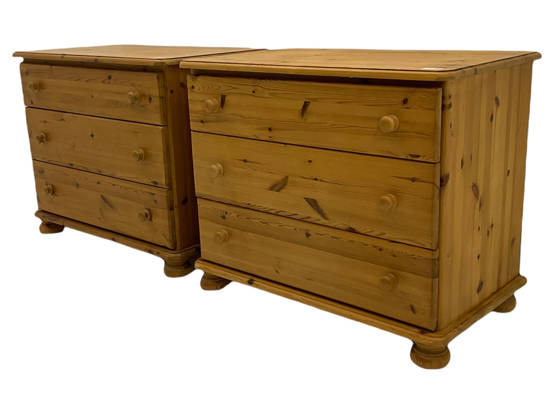 Two pine three drawer chests - Image 4 of 9