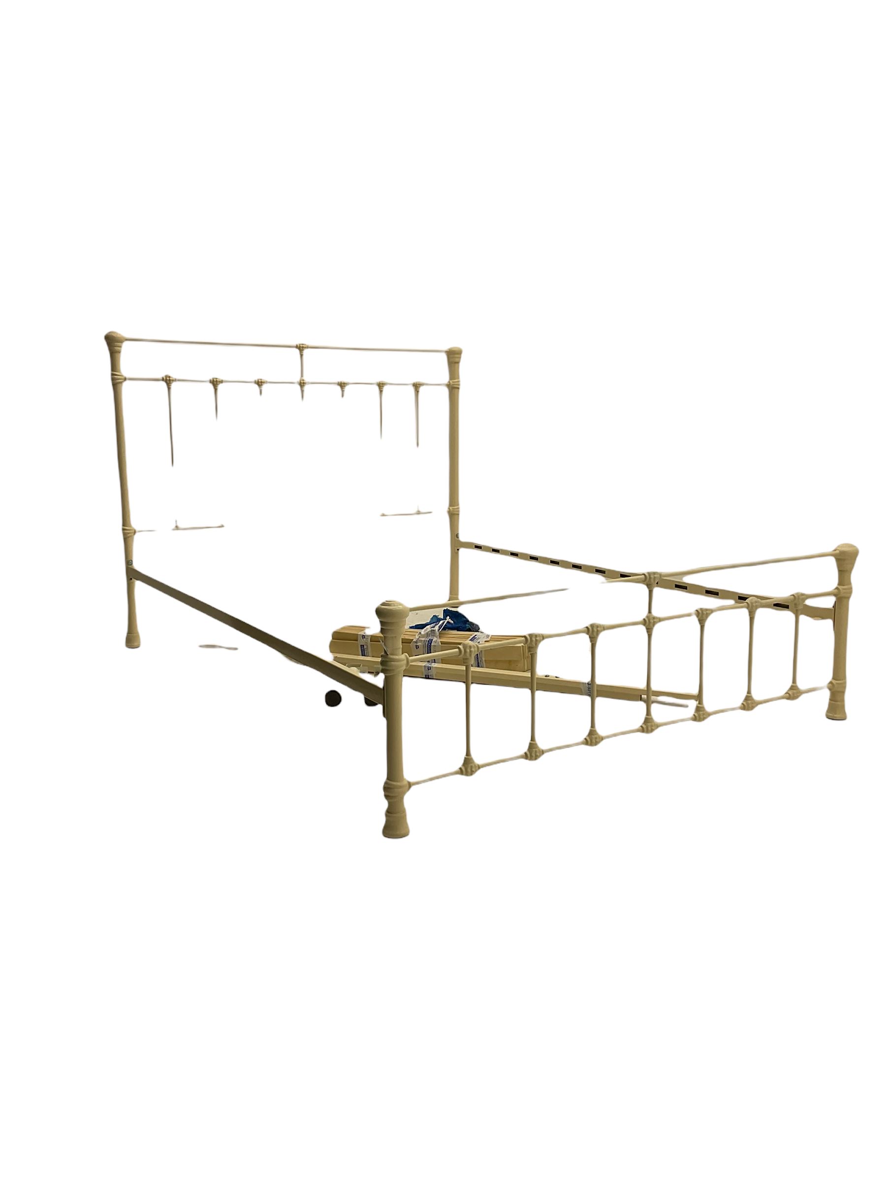 Victorian style cream painted metal 5' Kingsize bedstead - Image 2 of 3